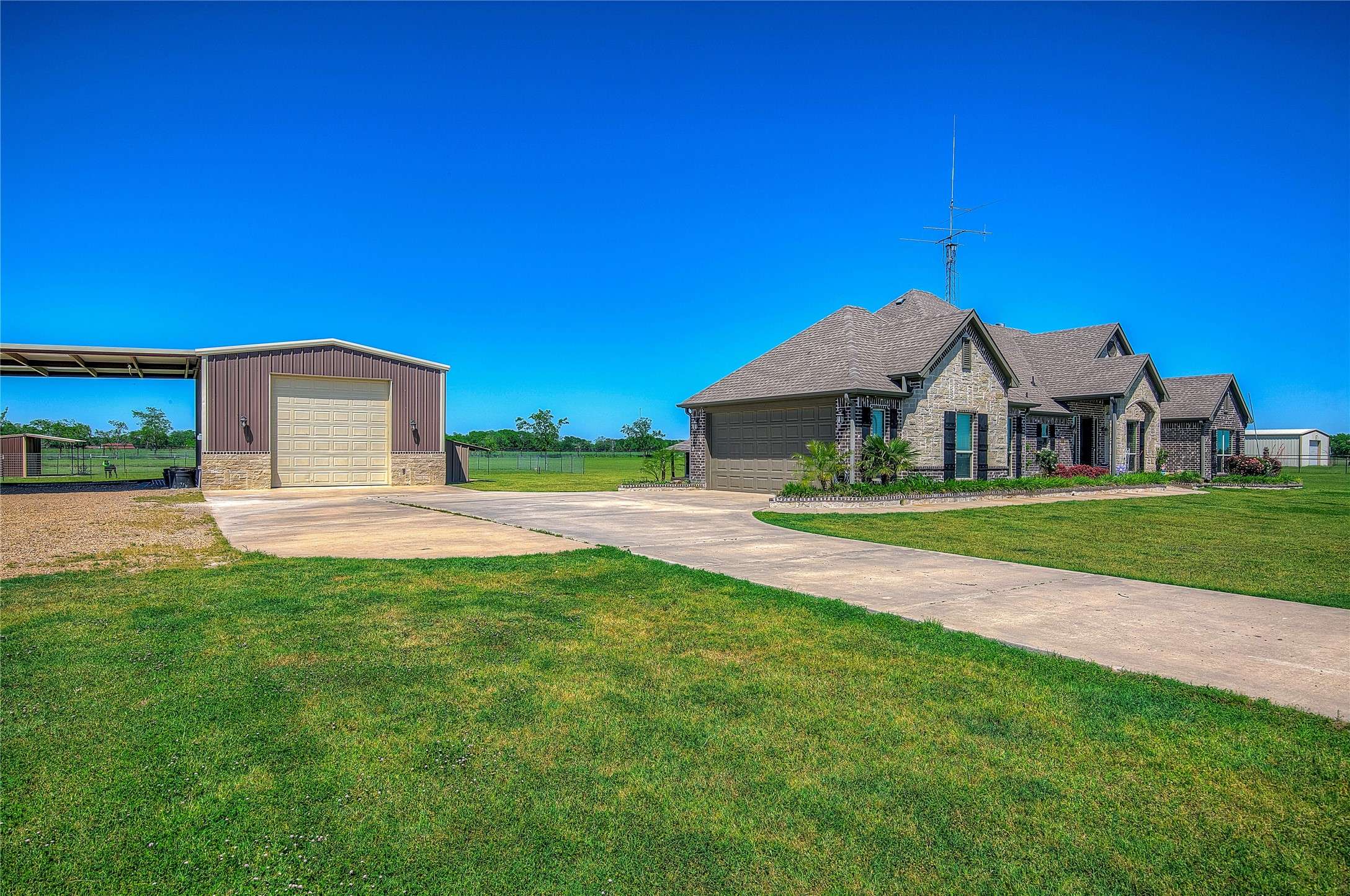 Campbell, TX 75422,5174 County Road 3204