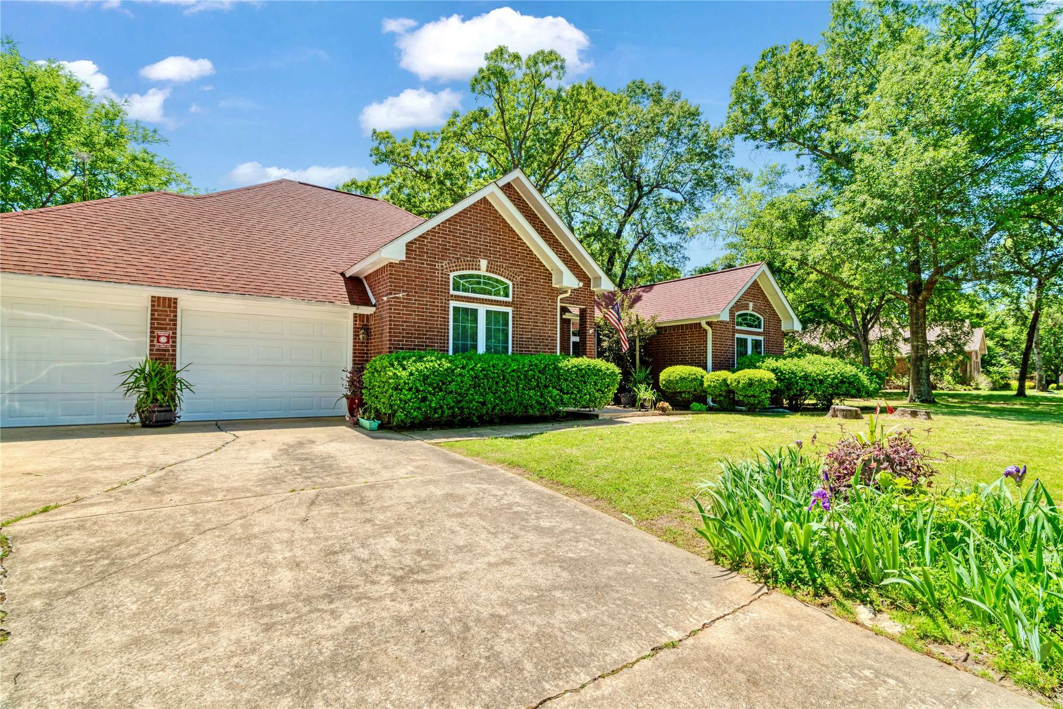 Powderly, TX 75473,259 Deer Valley DR