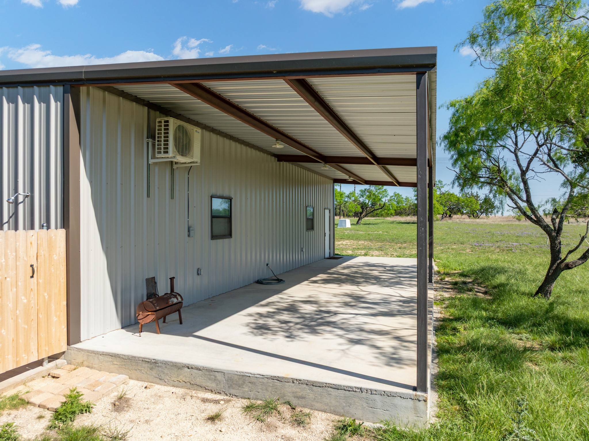 Evant, TX 76525,570 PR 42103