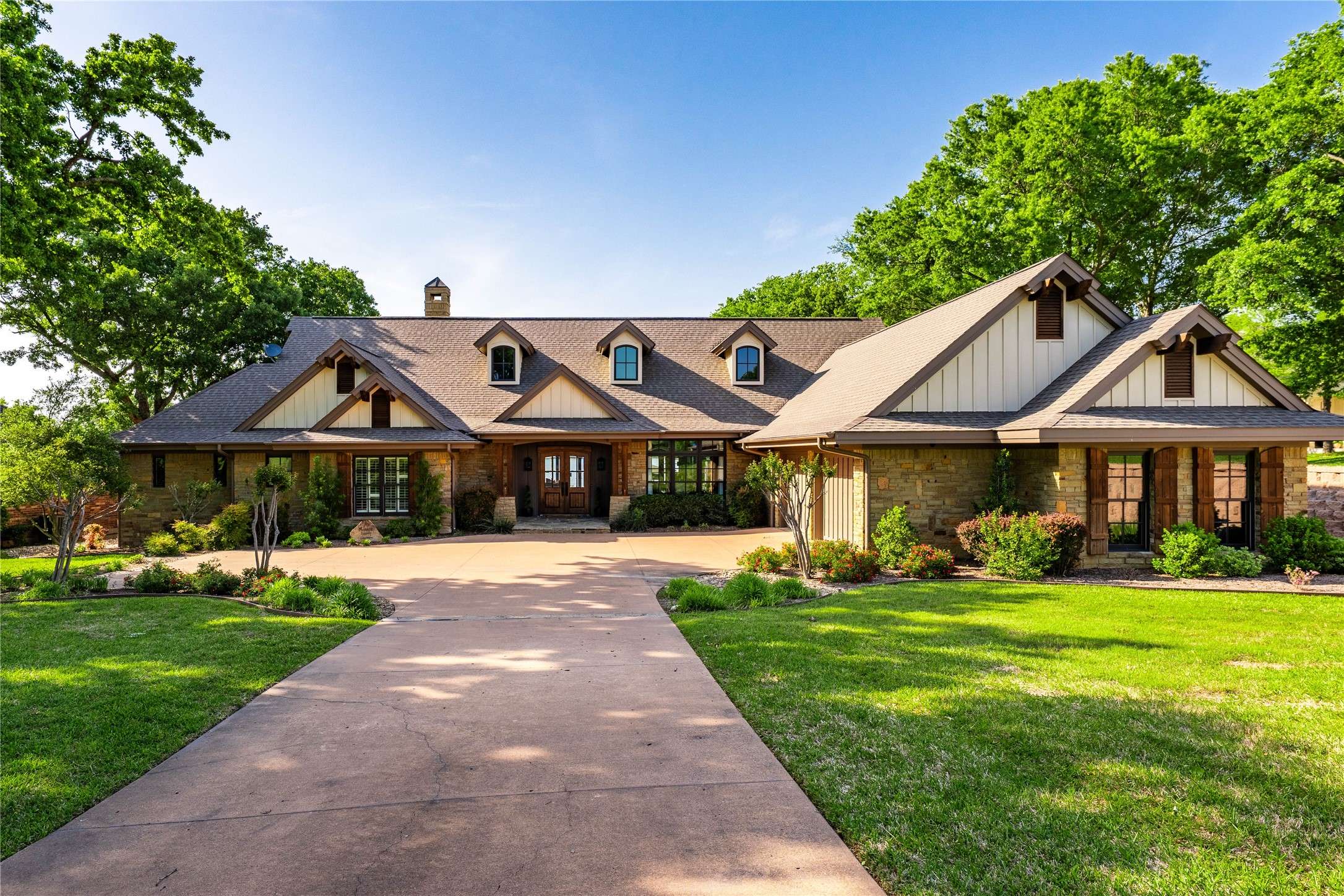 Malakoff, TX 75148,100 Lakeside CT