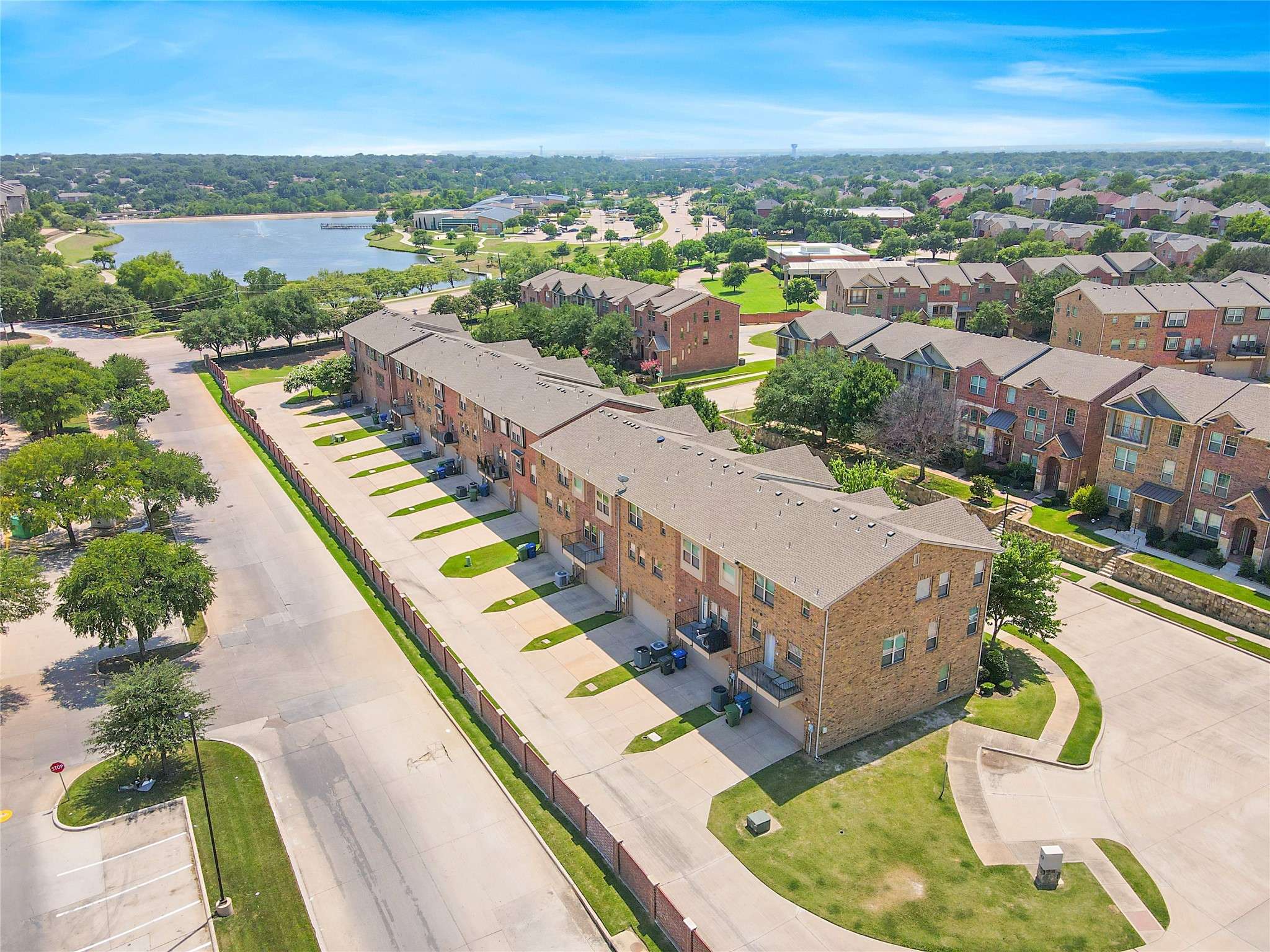 Carrollton, TX 75006,2142 Mcparland CT