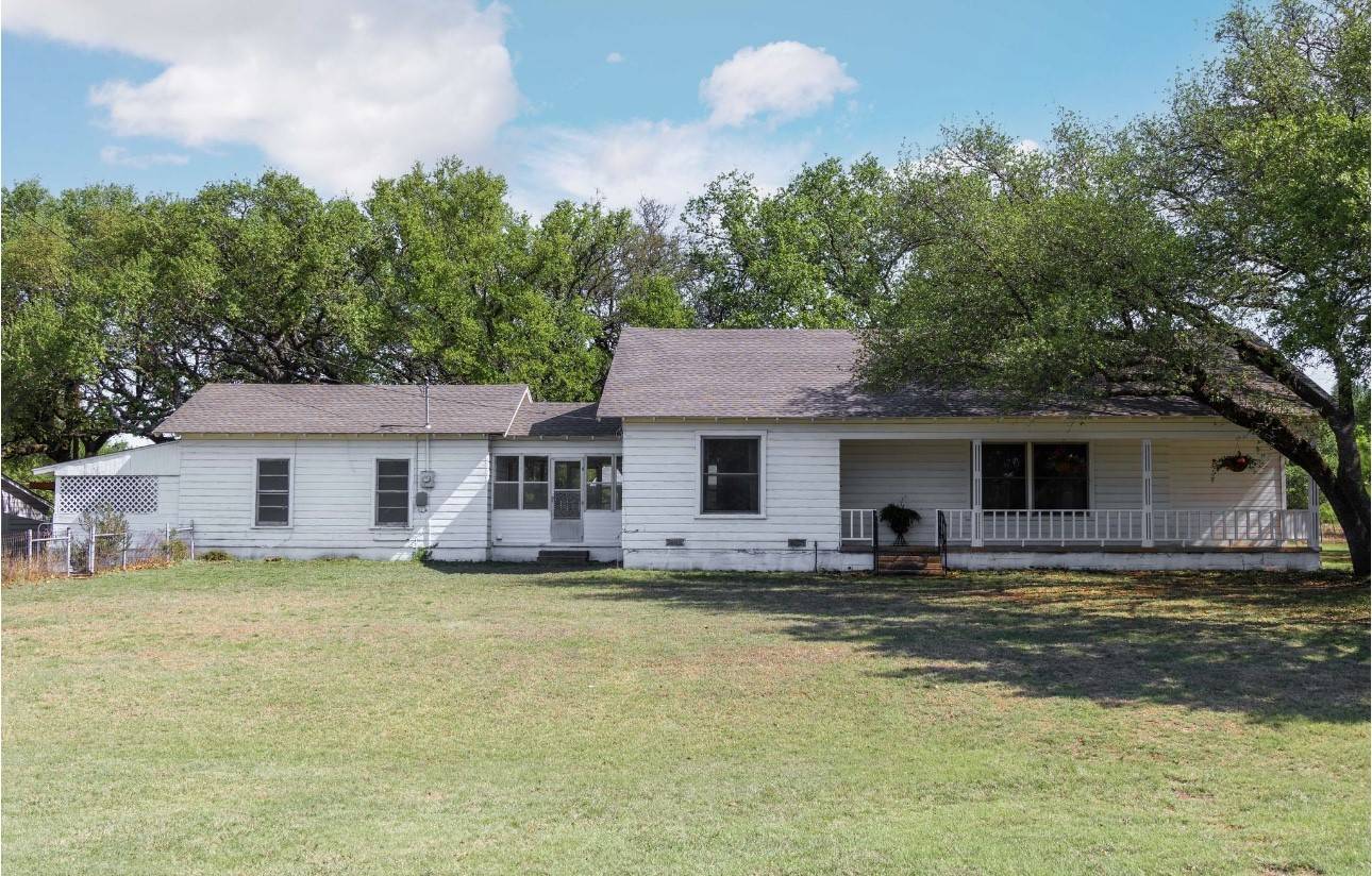 Brownwood, TX 76801,3504 Longhorn LN