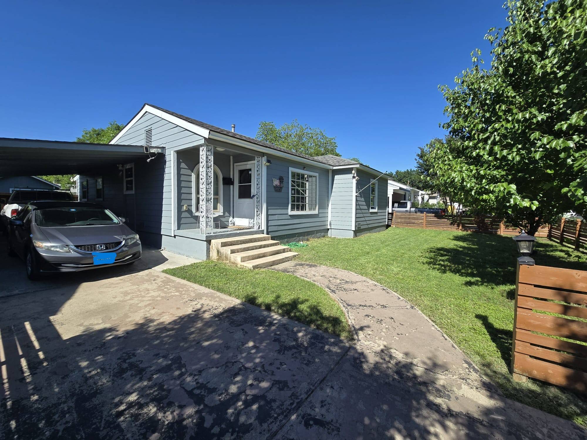 Garland, TX 75040,1309 Meadowbrook DR