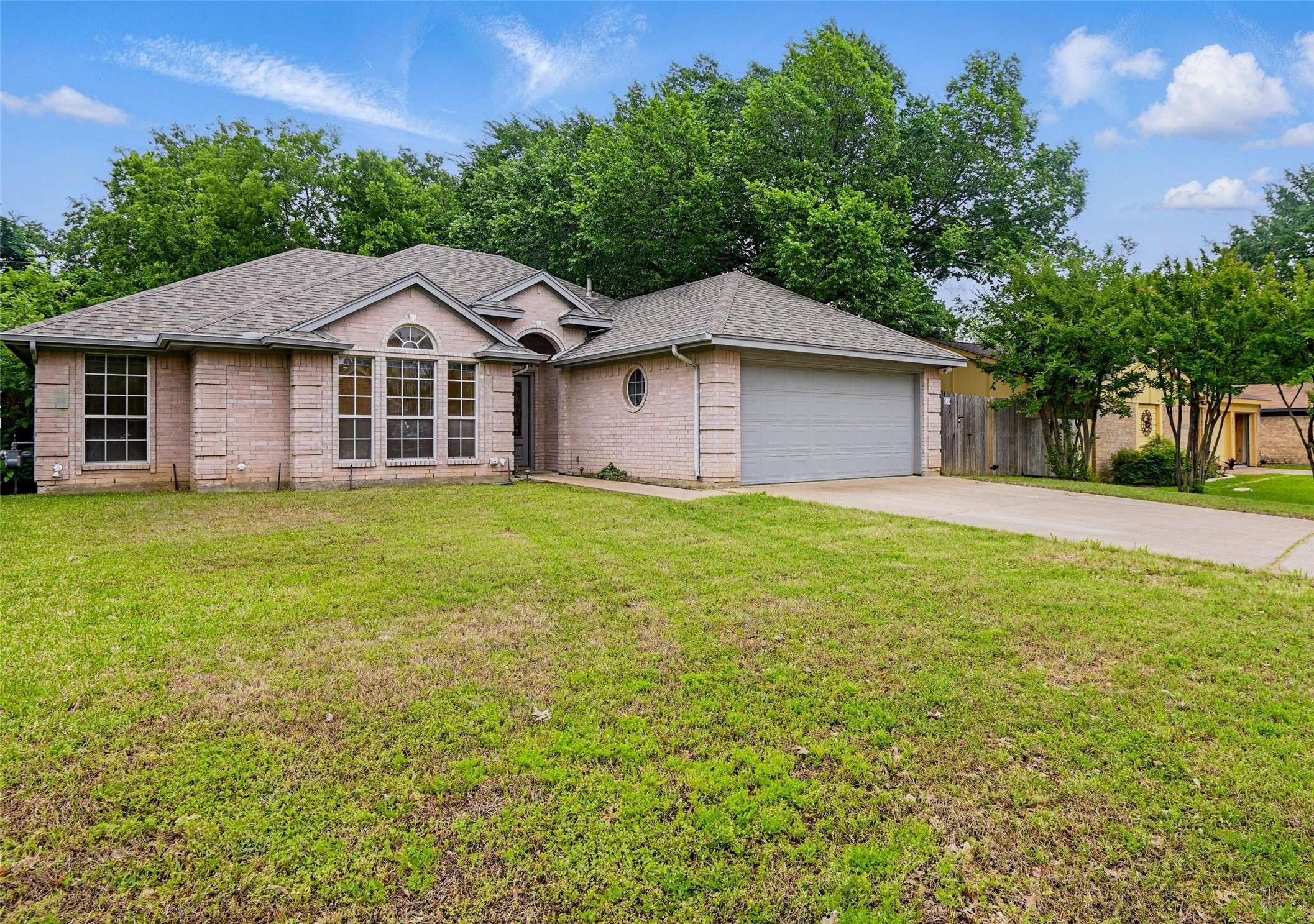 Arlington, TX 76017,4101 Hideaway DR