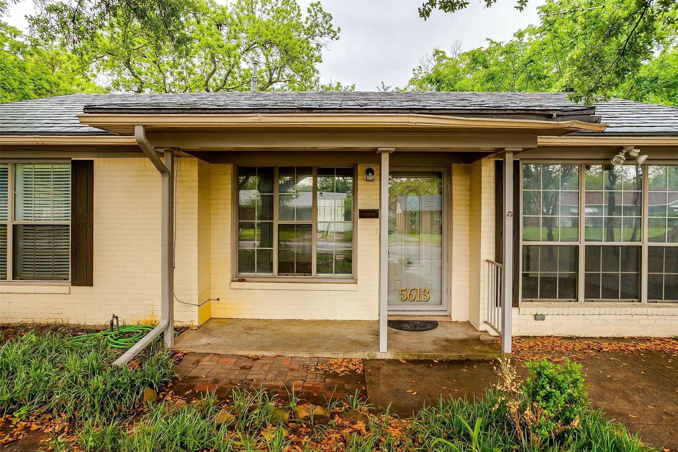 River Oaks, TX 76114,5613 N Schilder DR
