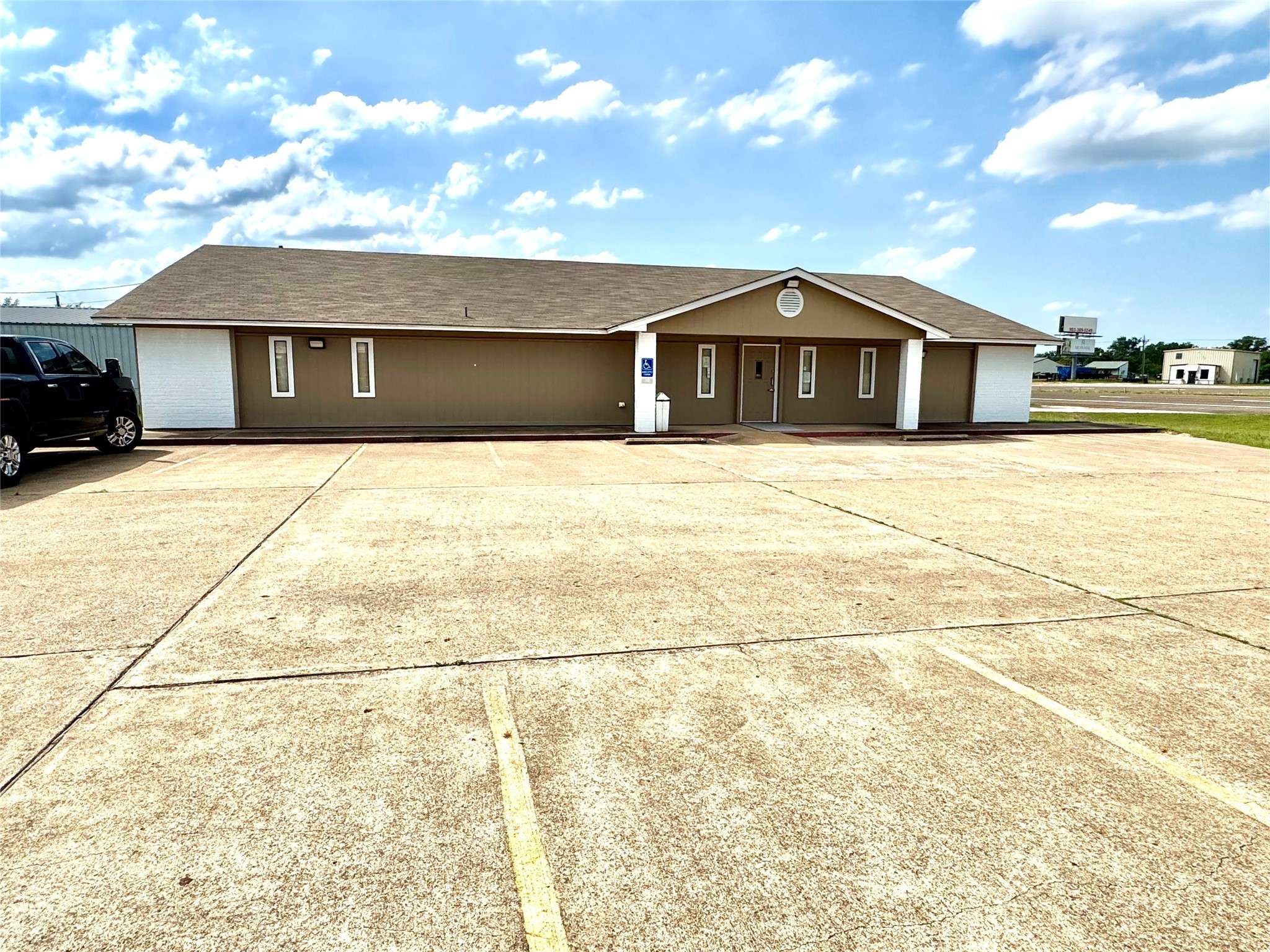 Teague, TX 75860,101 Anthony DR