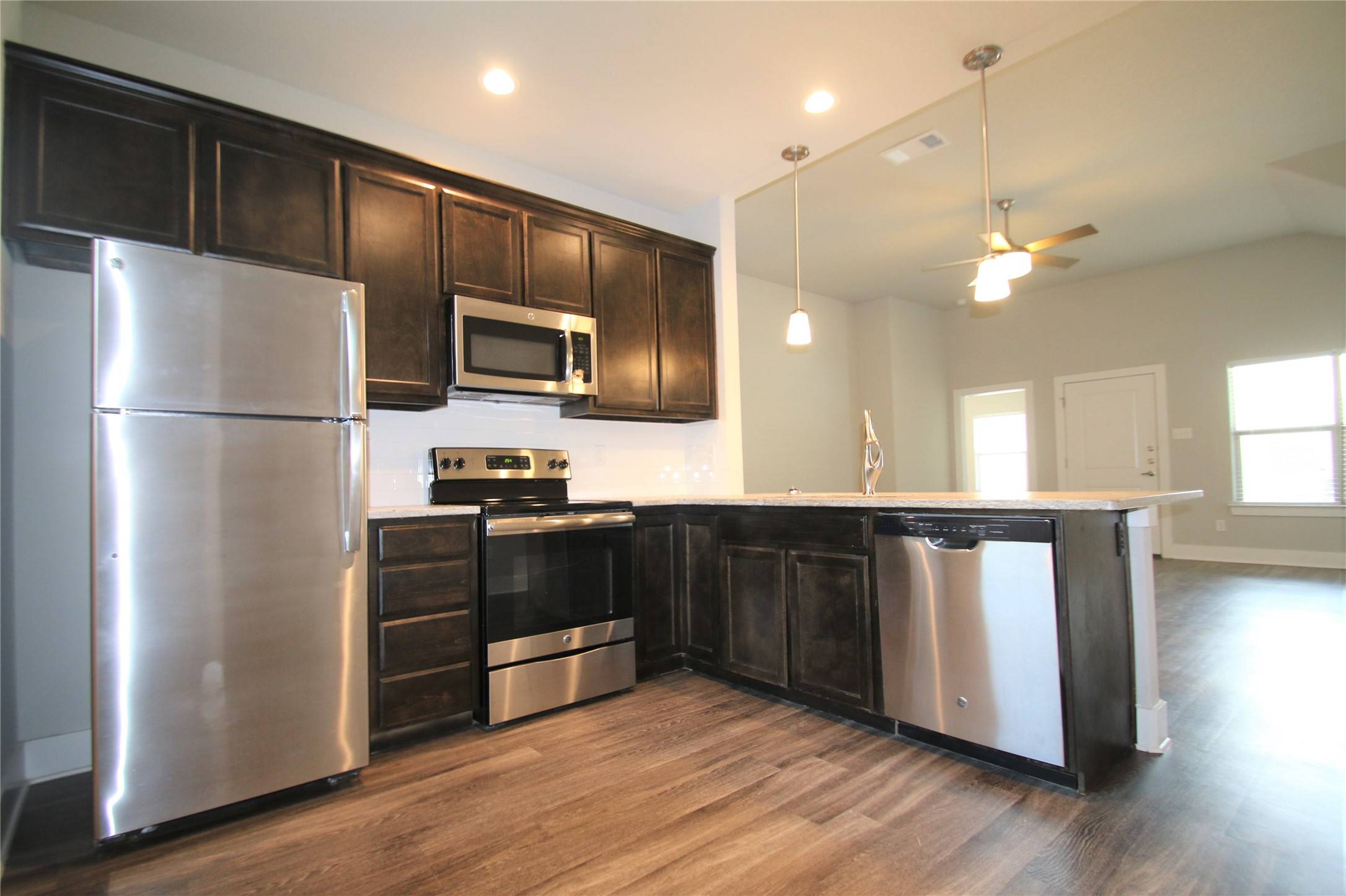 Azle, TX 76020,209 Stewart Bend CT #A