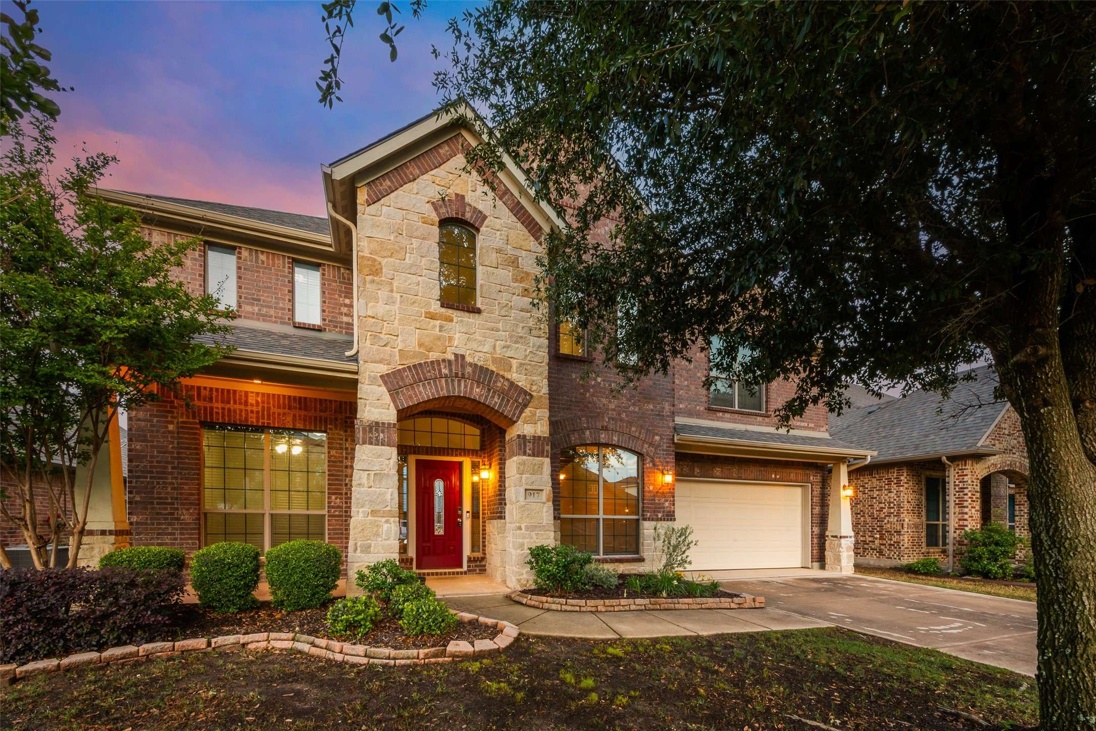 Burleson, TX 76028,917 Tara DR
