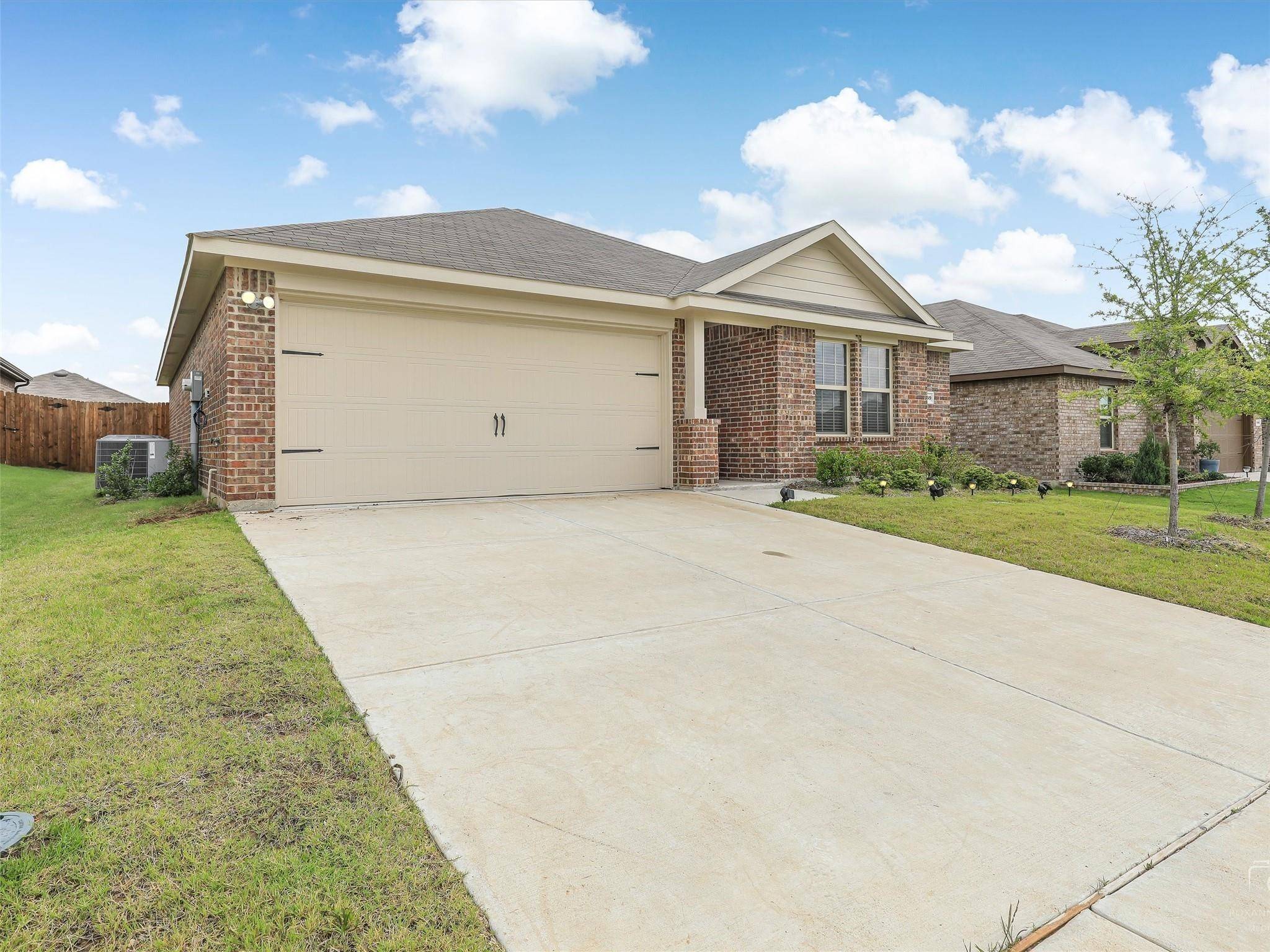 Fate, TX 75189,2469 Conklin DR
