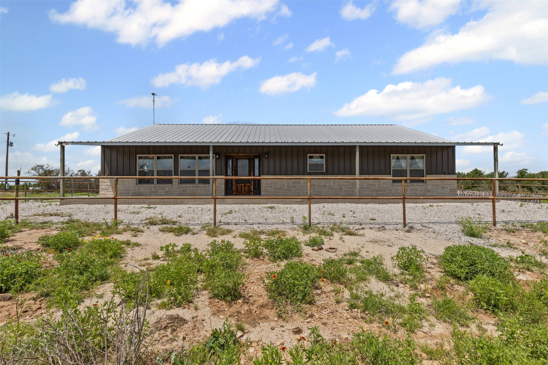 Carbon, TX 76435,896 CR 358