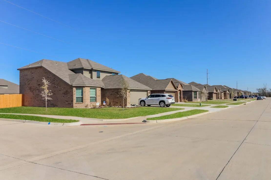 Crowley, TX 76036,1033 Wheatfield LN