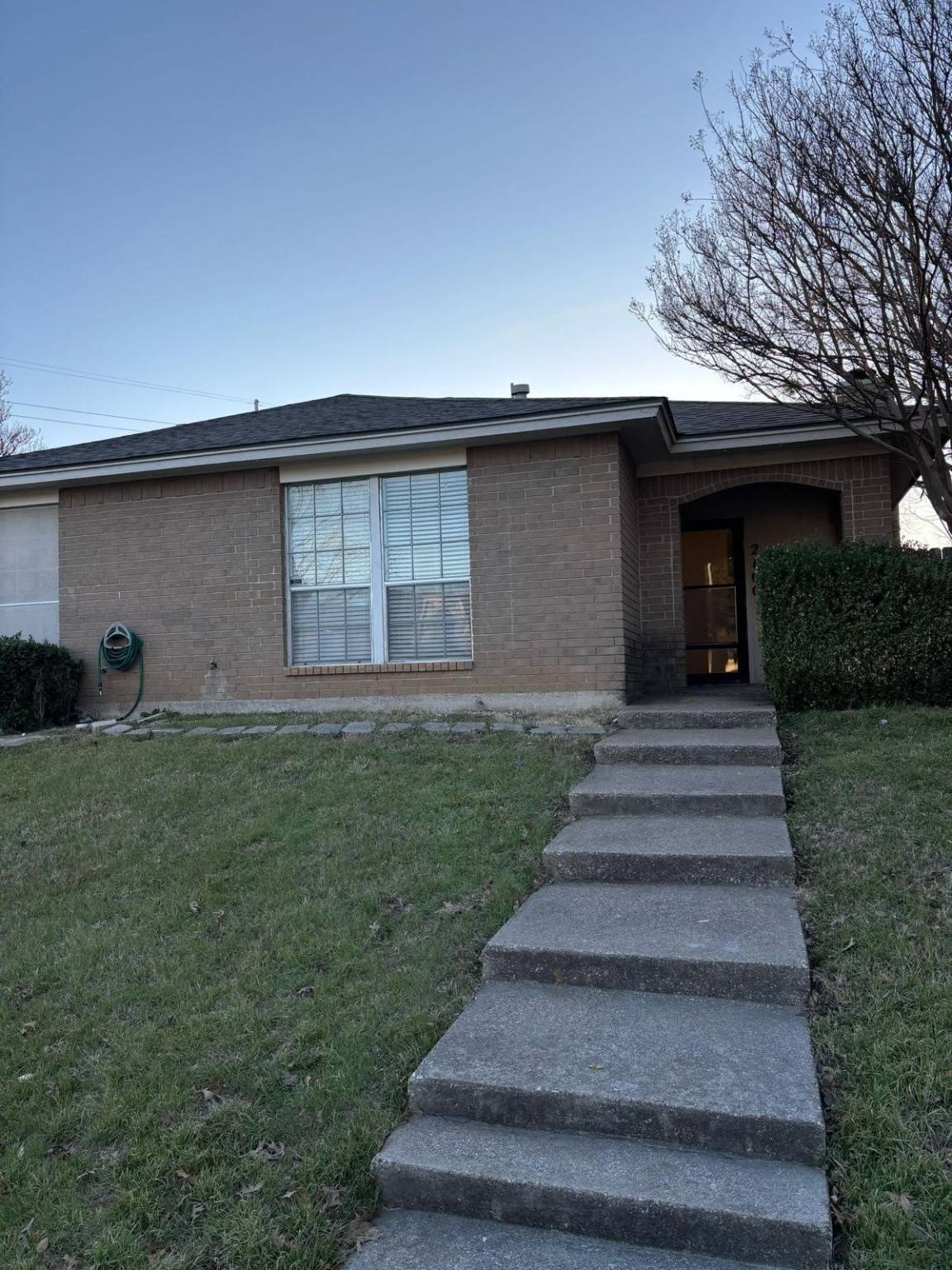 Arlington, TX 76013,2100 Valleywood DR