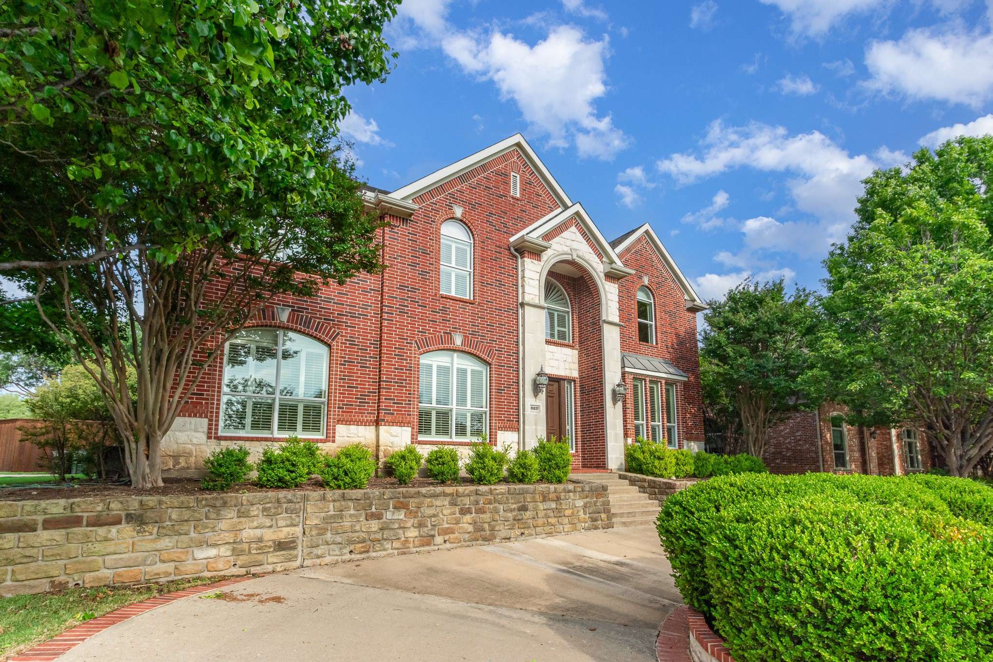 Plano, TX 75025,8217 Sutherland LN