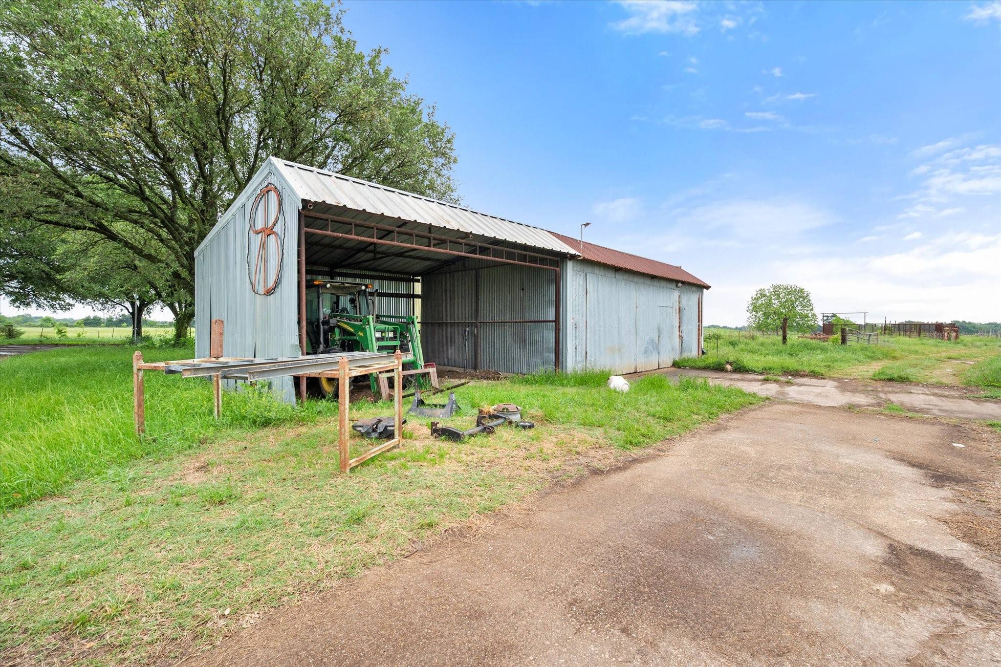 Kerens, TX 75144,3305 NE County Road 3070