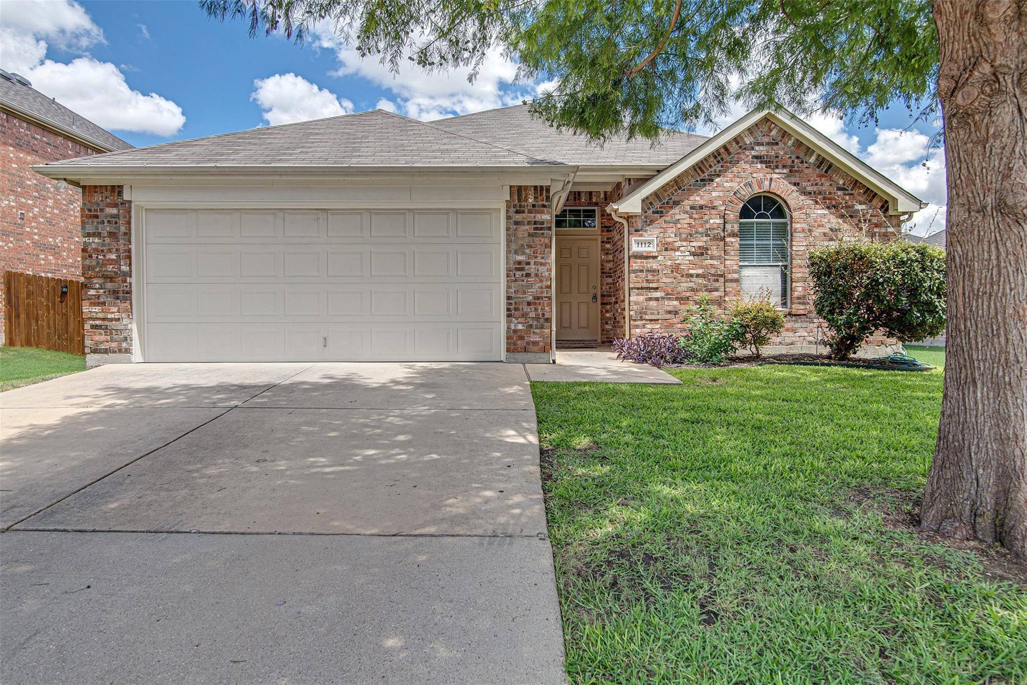 Burleson, TX 76028,1112 Emerson DR