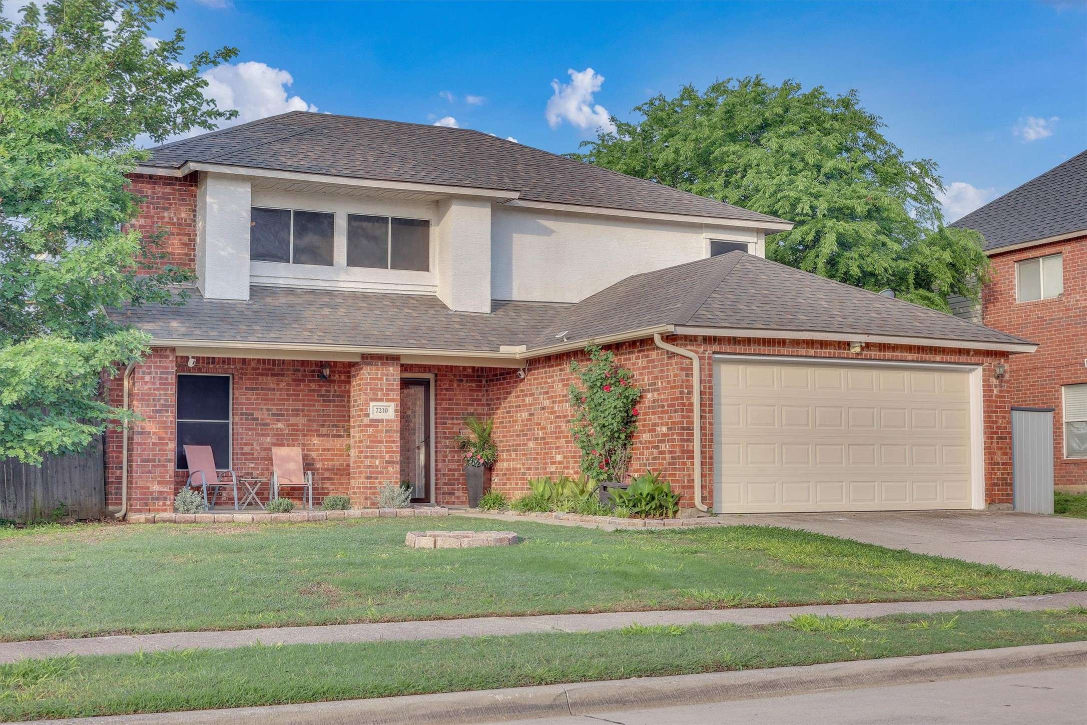 Arlington, TX 76002,7210 Port Phillip DR