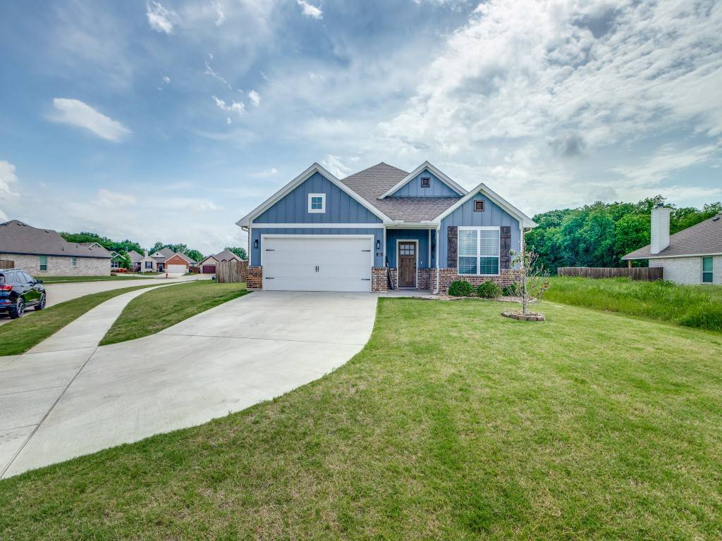 Pilot Point, TX 76258,328 Bronco DR