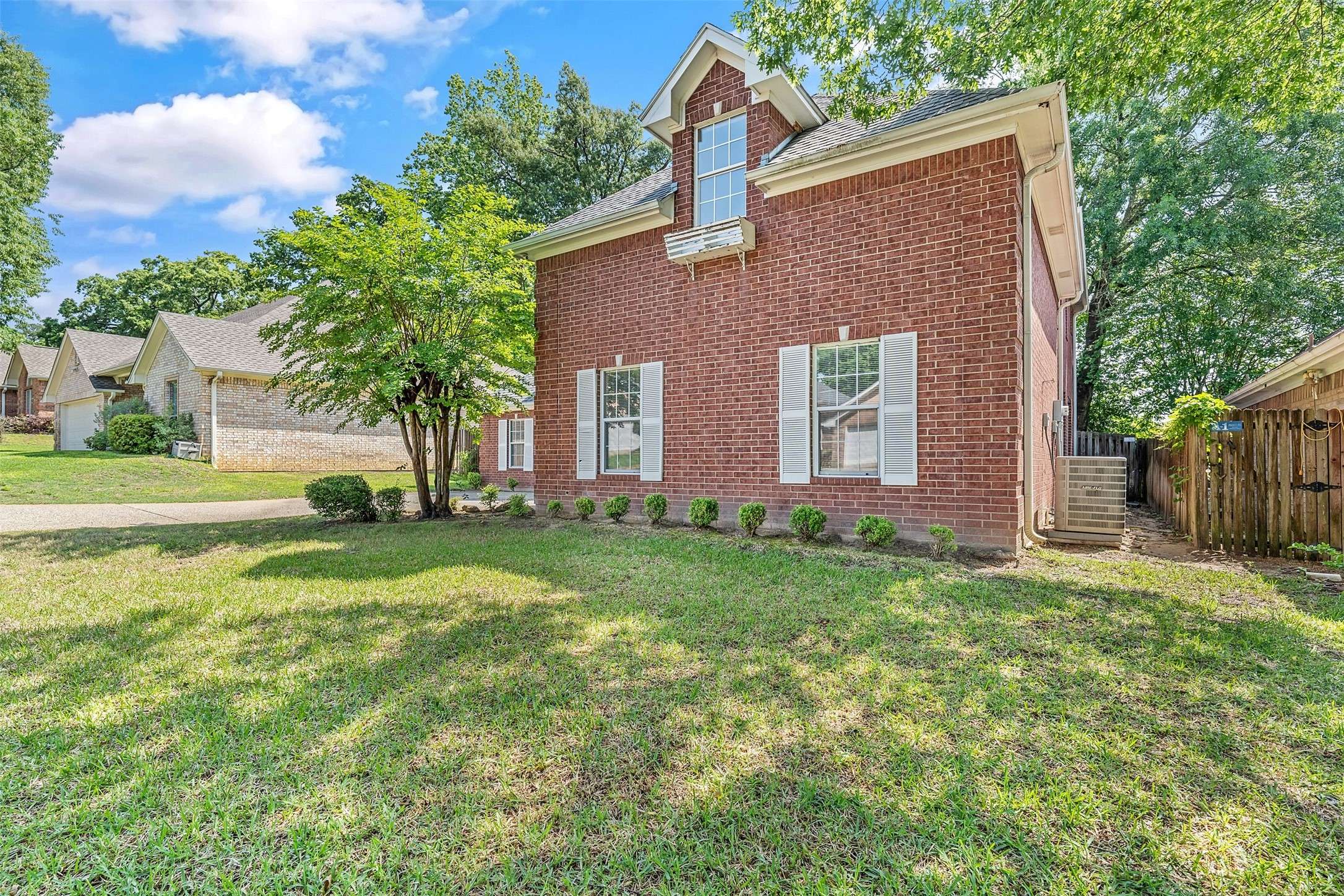 Tyler, TX 75707,5720 Thomas Nelson