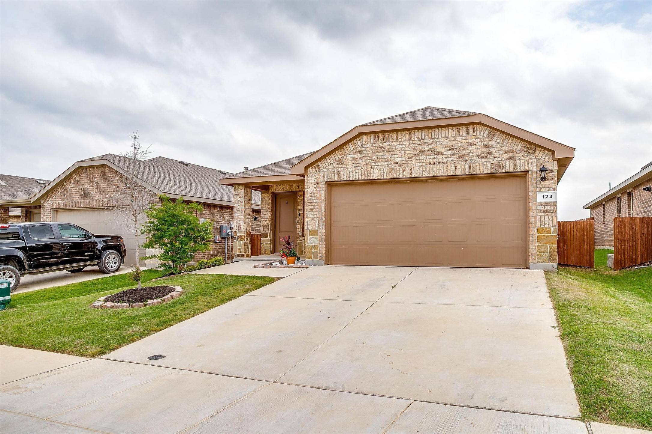 Boyd, TX 76023,124 Running River DR