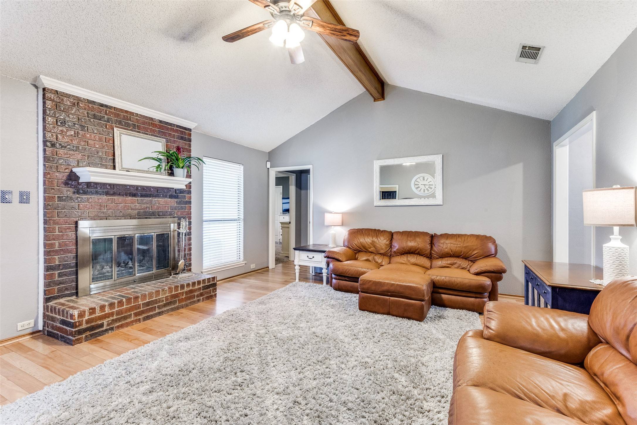 Watauga, TX 76148,6432 Whitehurst DR