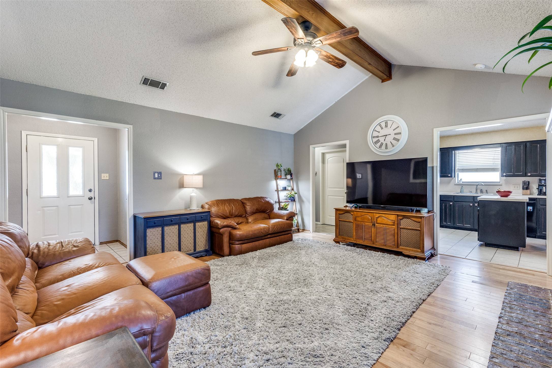 Watauga, TX 76148,6432 Whitehurst DR