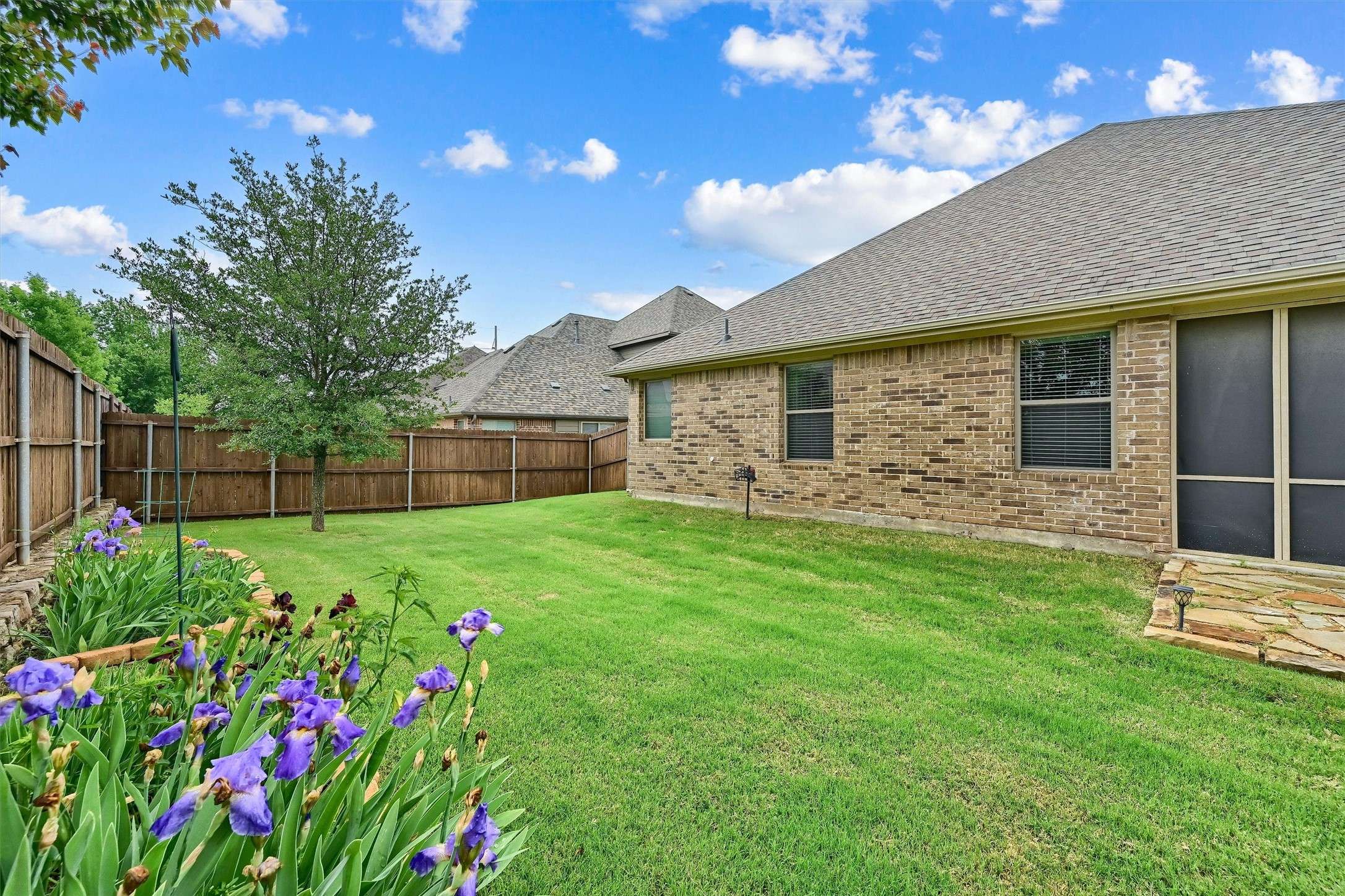 Sherman, TX 75092,429 W North Creek DR