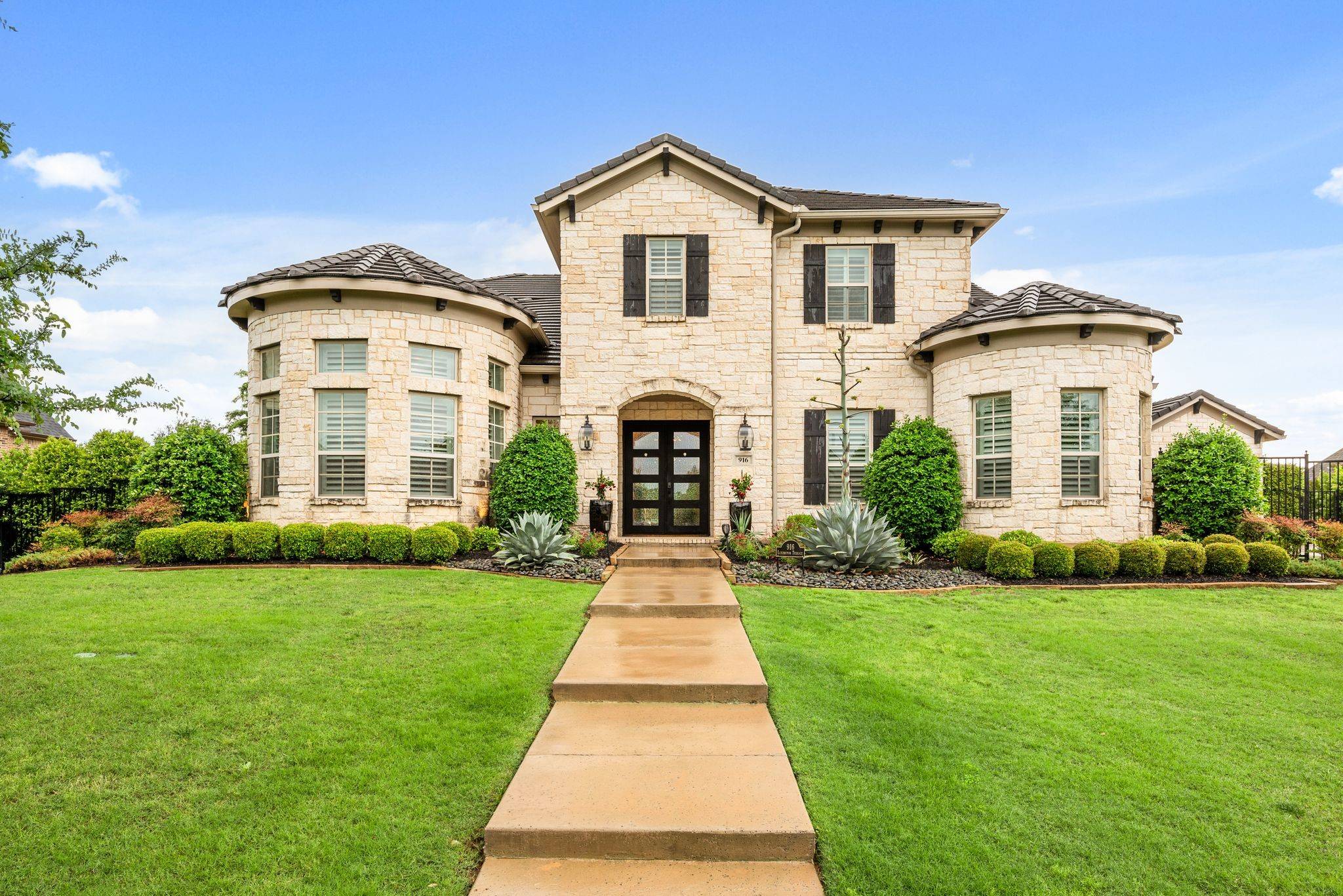 Southlake, TX 76092,916 Lexington TER