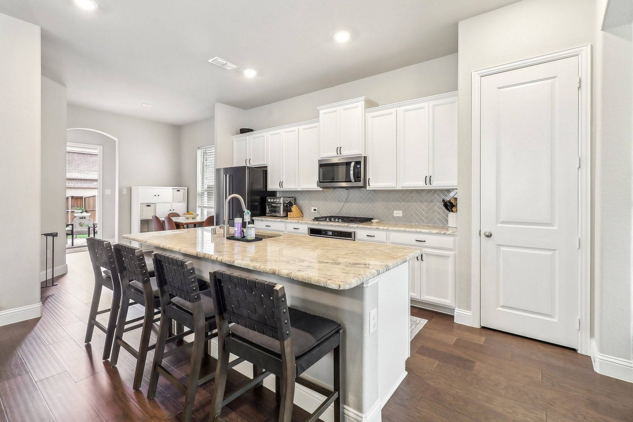 Farmers Branch, TX 75234,12728 Friar ST