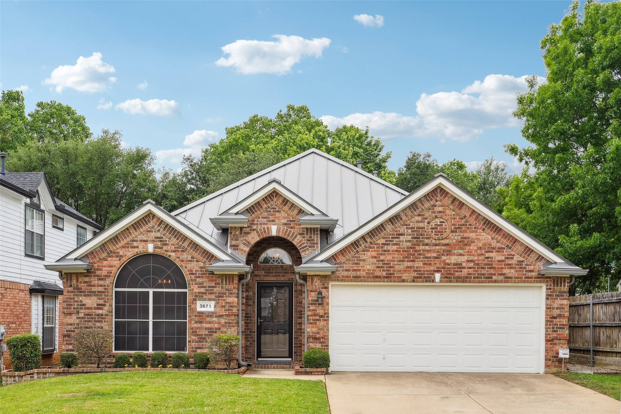Euless, TX 76040,3671 Smoke Tree TRL