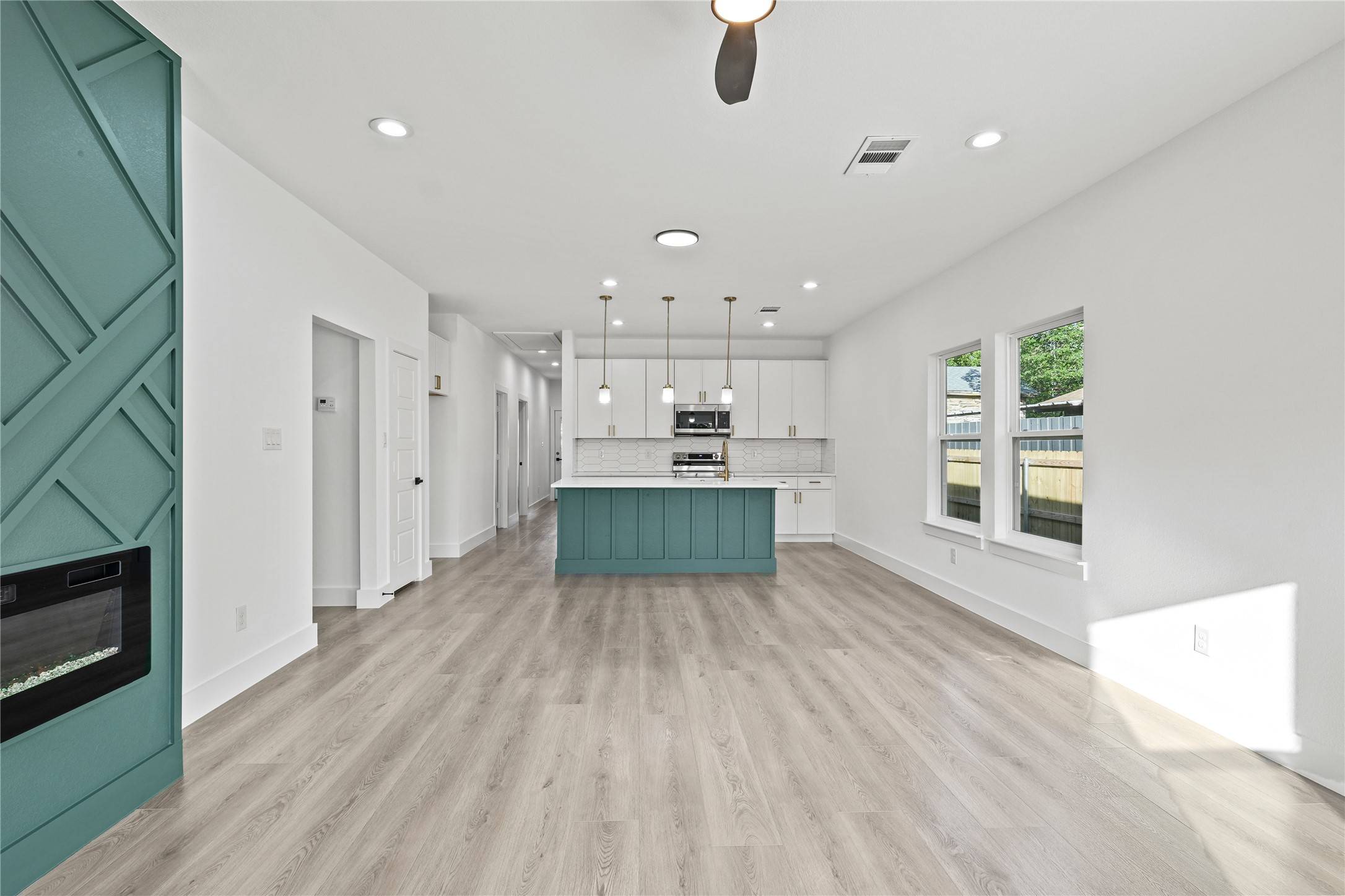 Dallas, TX 75216,7944 Ivory LN