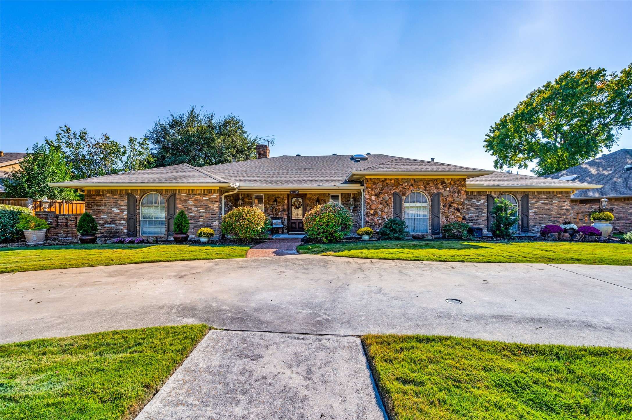 Dallas, TX 75248,7312 Campbell RD