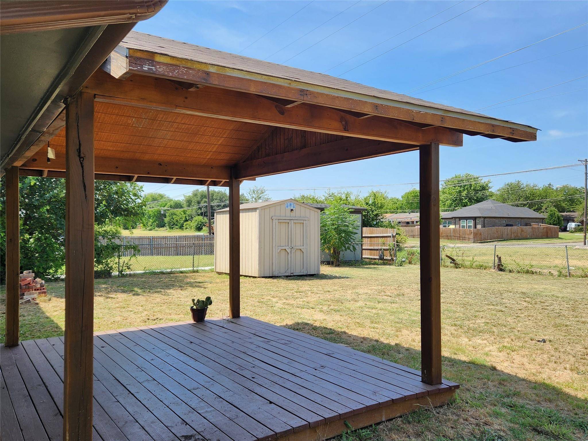 Dallas, TX 75241,6325 Gentle River DR
