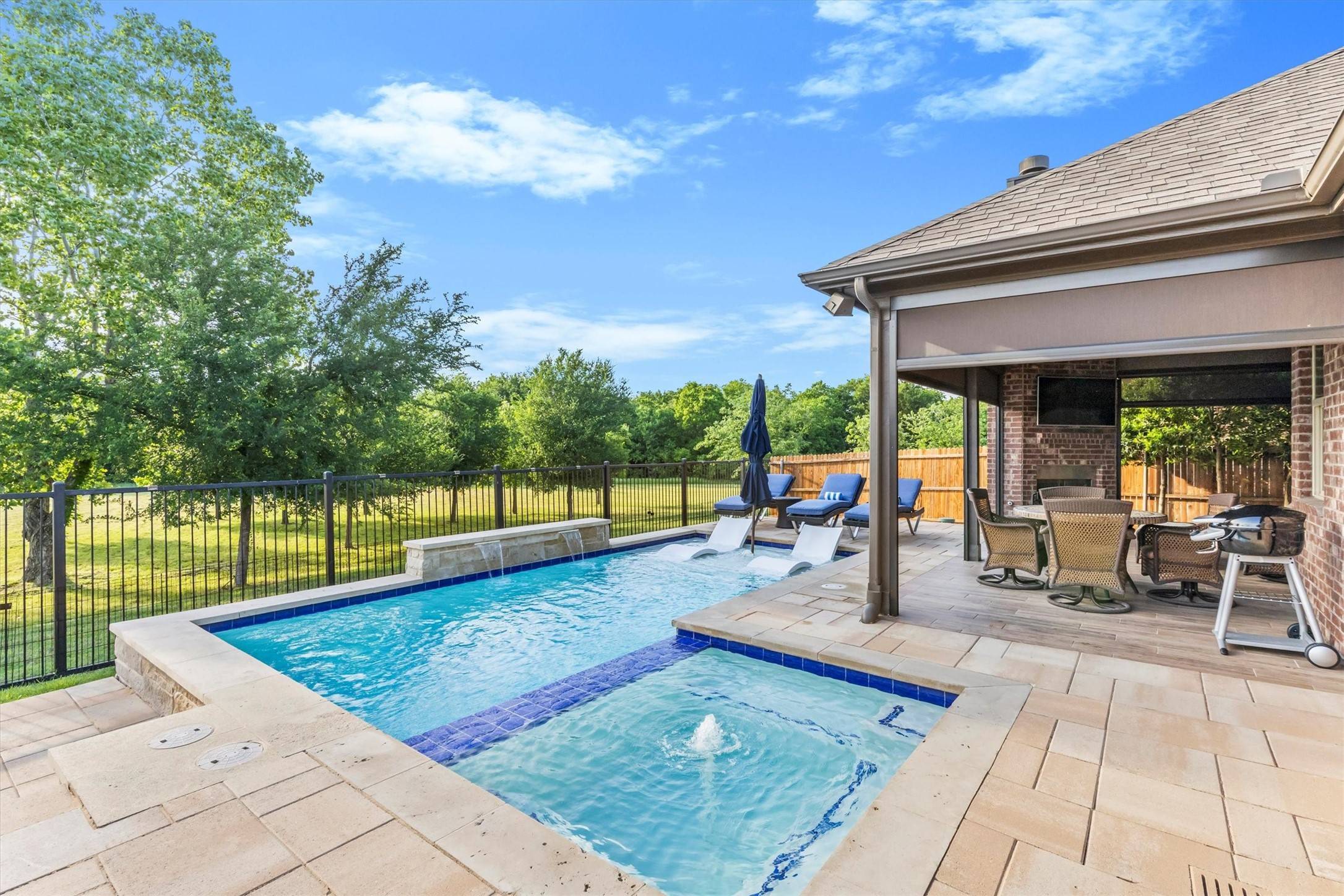 Garland, TX 75040,3217 Rough Creek DR