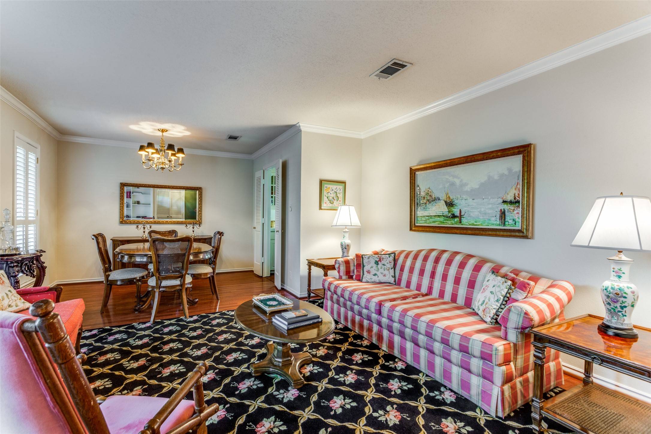 Fort Worth, TX 76114,957 Roaring Springs RD
