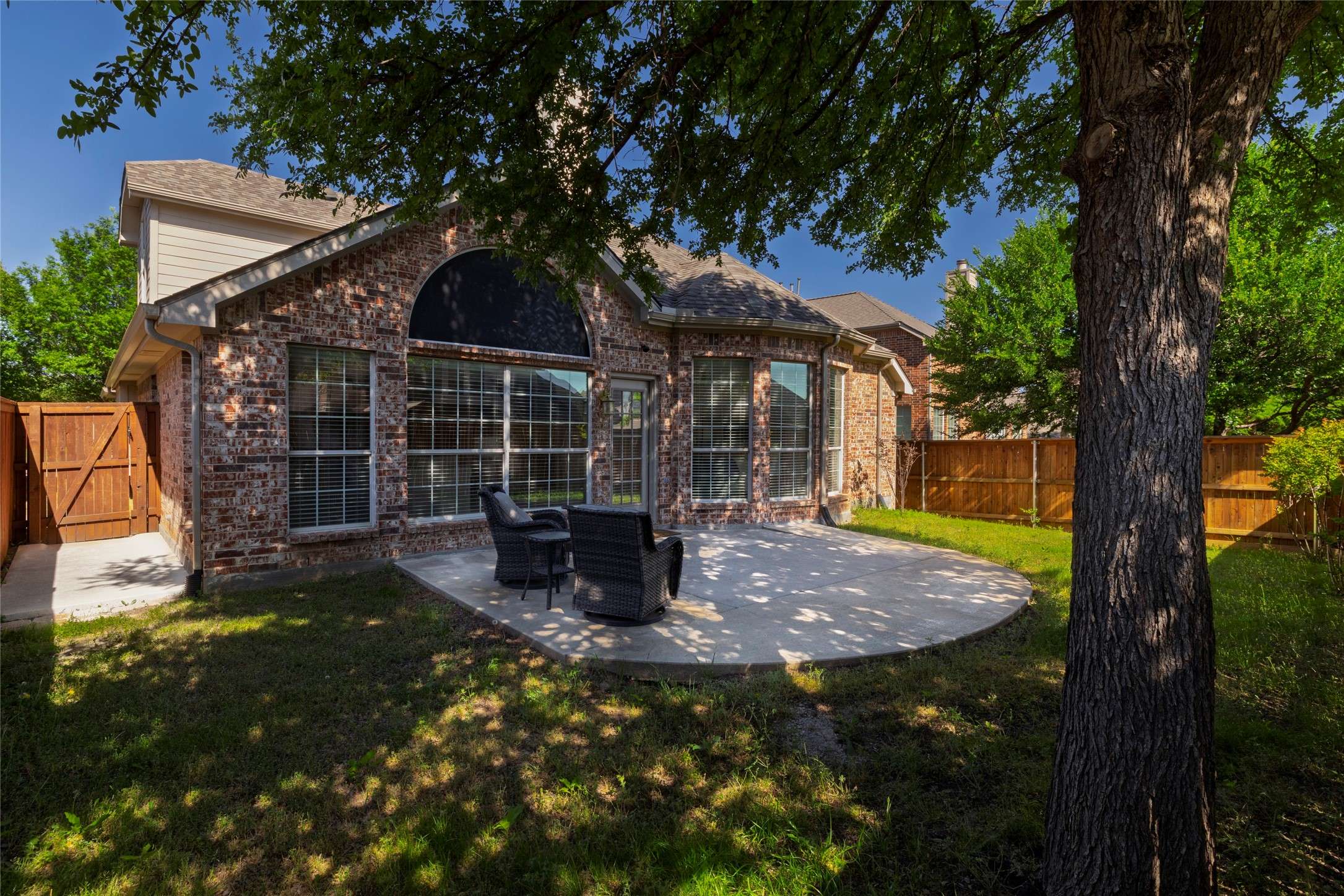 Lantana, TX 76226,8712 Dayton DR