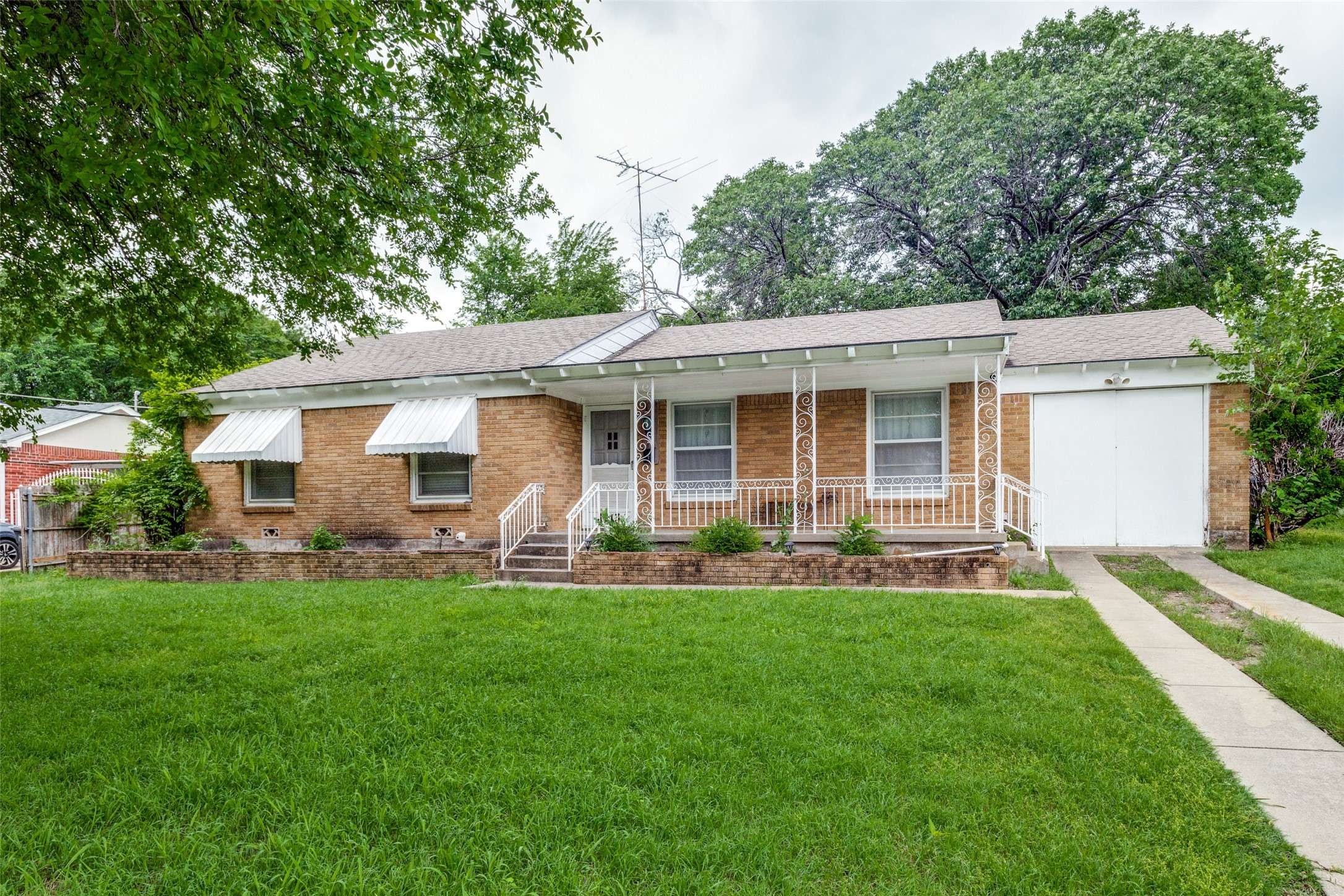 Fort Worth, TX 76114,1813 Brook Hollow DR