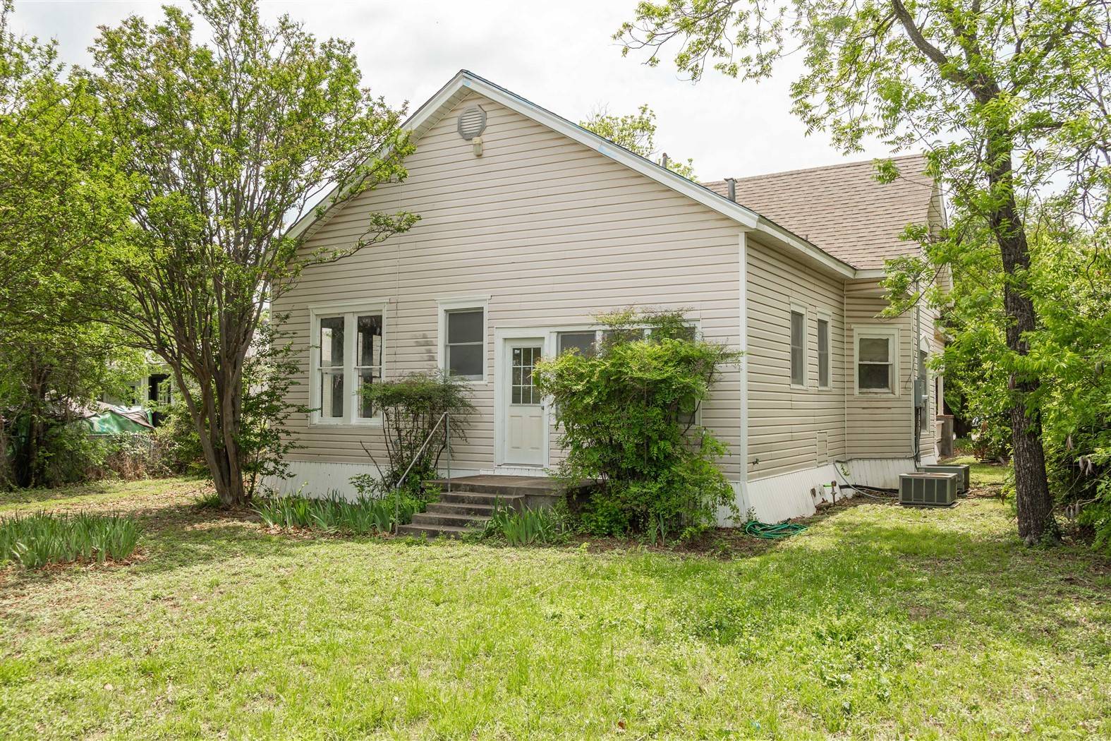 Brownwood, TX 76801,1512 Vincent ST