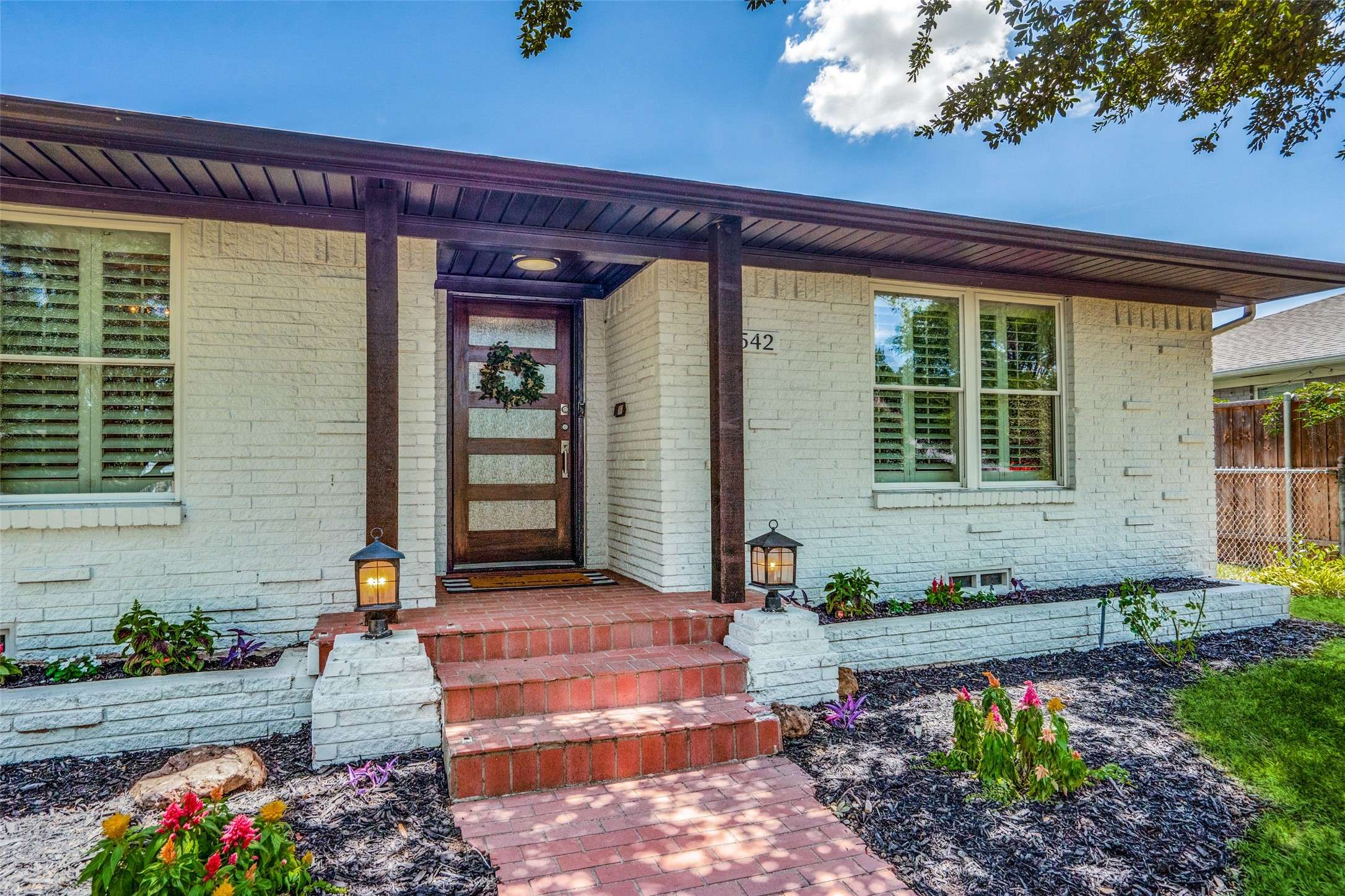 Dallas, TX 75218,10542 Vinemont ST