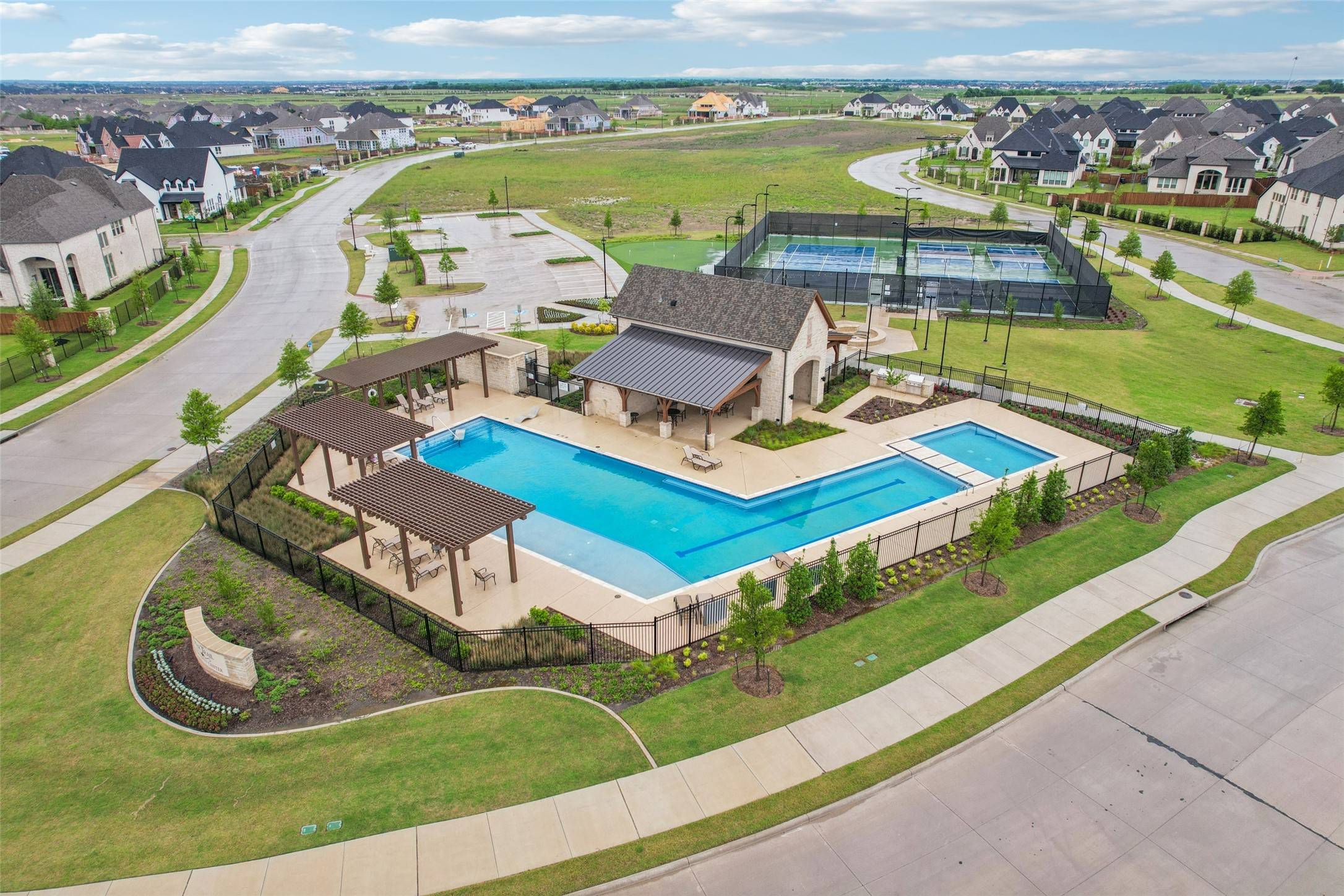 Prosper, TX 75078,2660 Starwood DR