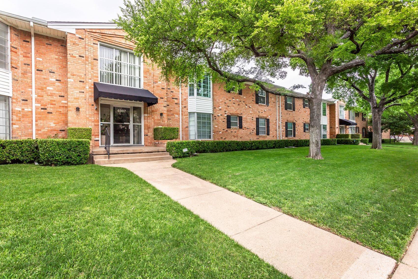 Dallas, TX 75206,6007 SANDHURST LN #B
