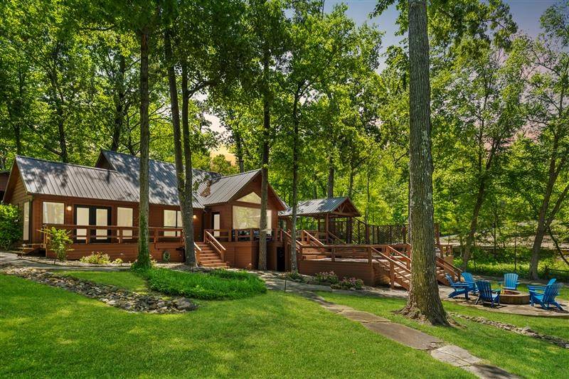 Scroggins, TX 75480,27 Leona CT