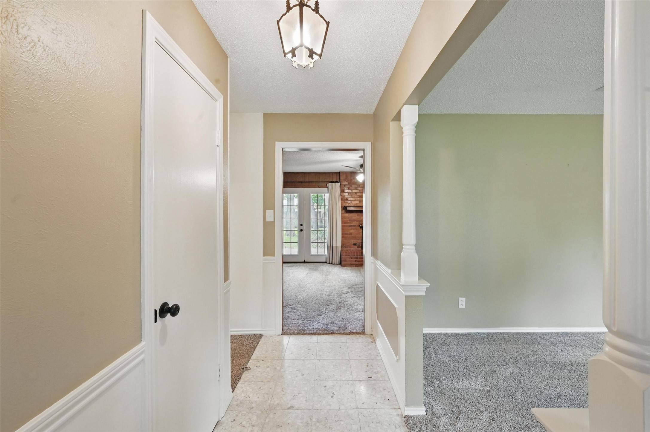 Grand Prairie, TX 75050,2221 Prince John DR