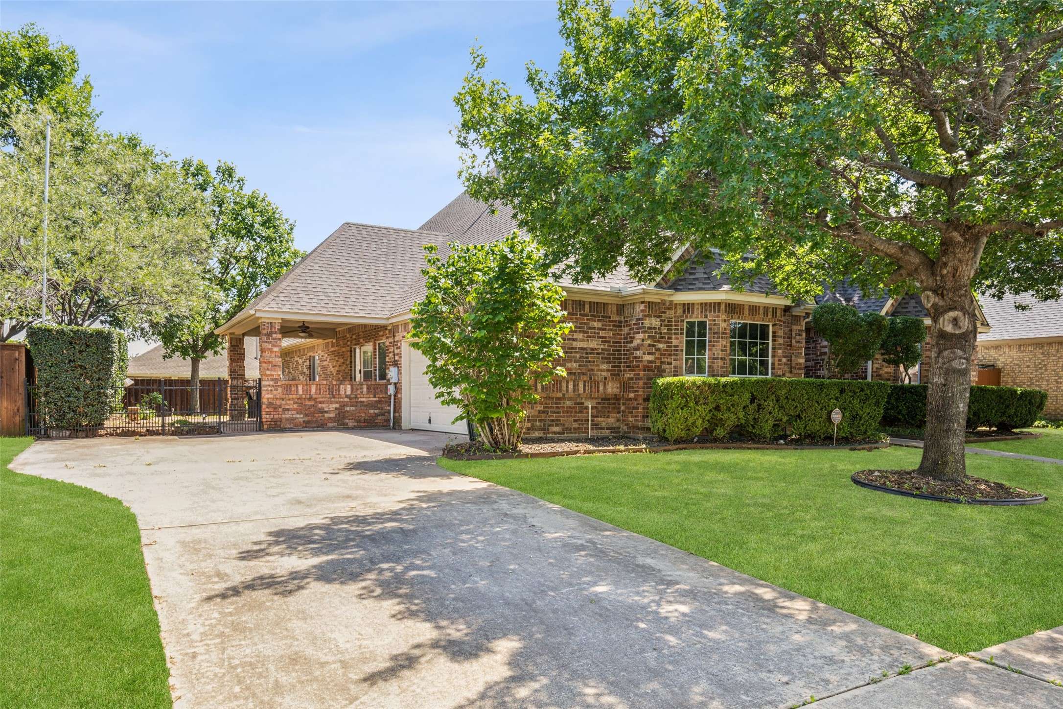 North Richland Hills, TX 76182,7820 Chaddington CT