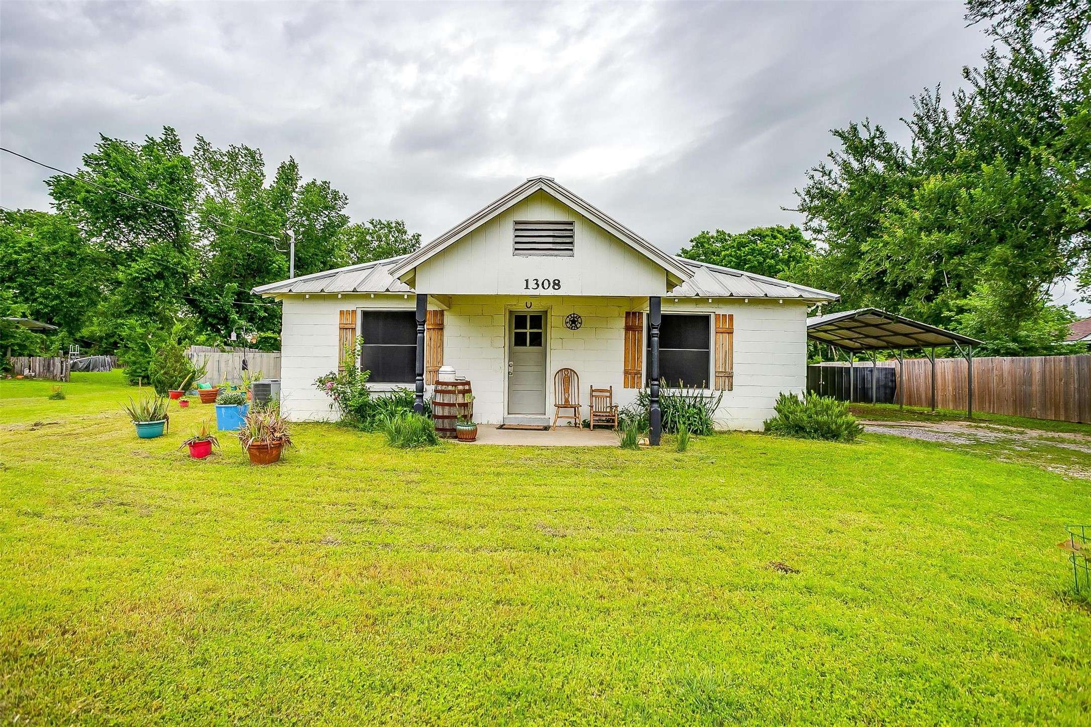 Cleburne, TX 76031,1308 N Anglin ST