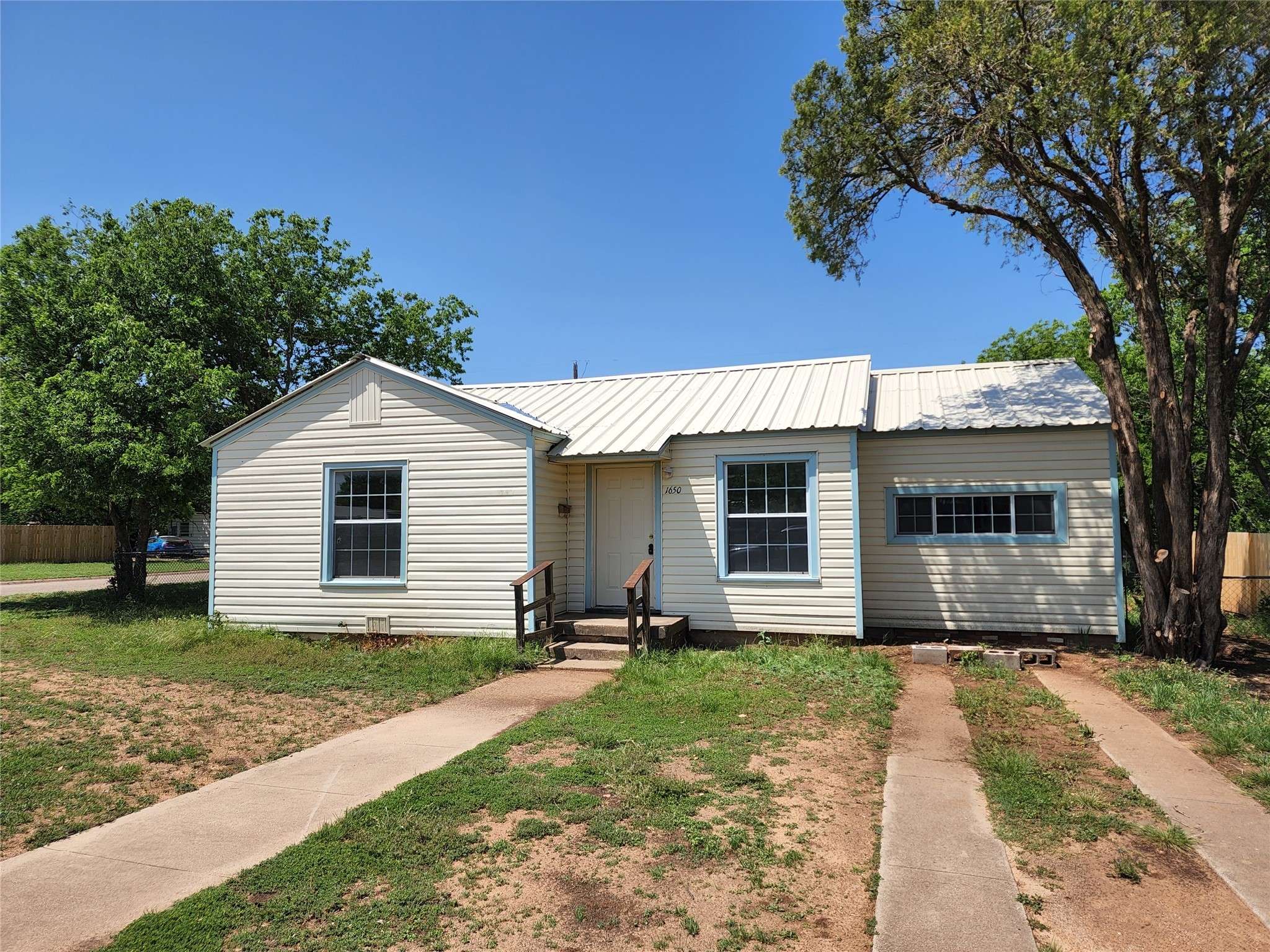 Abilene, TX 79605,1650 Sewell ST