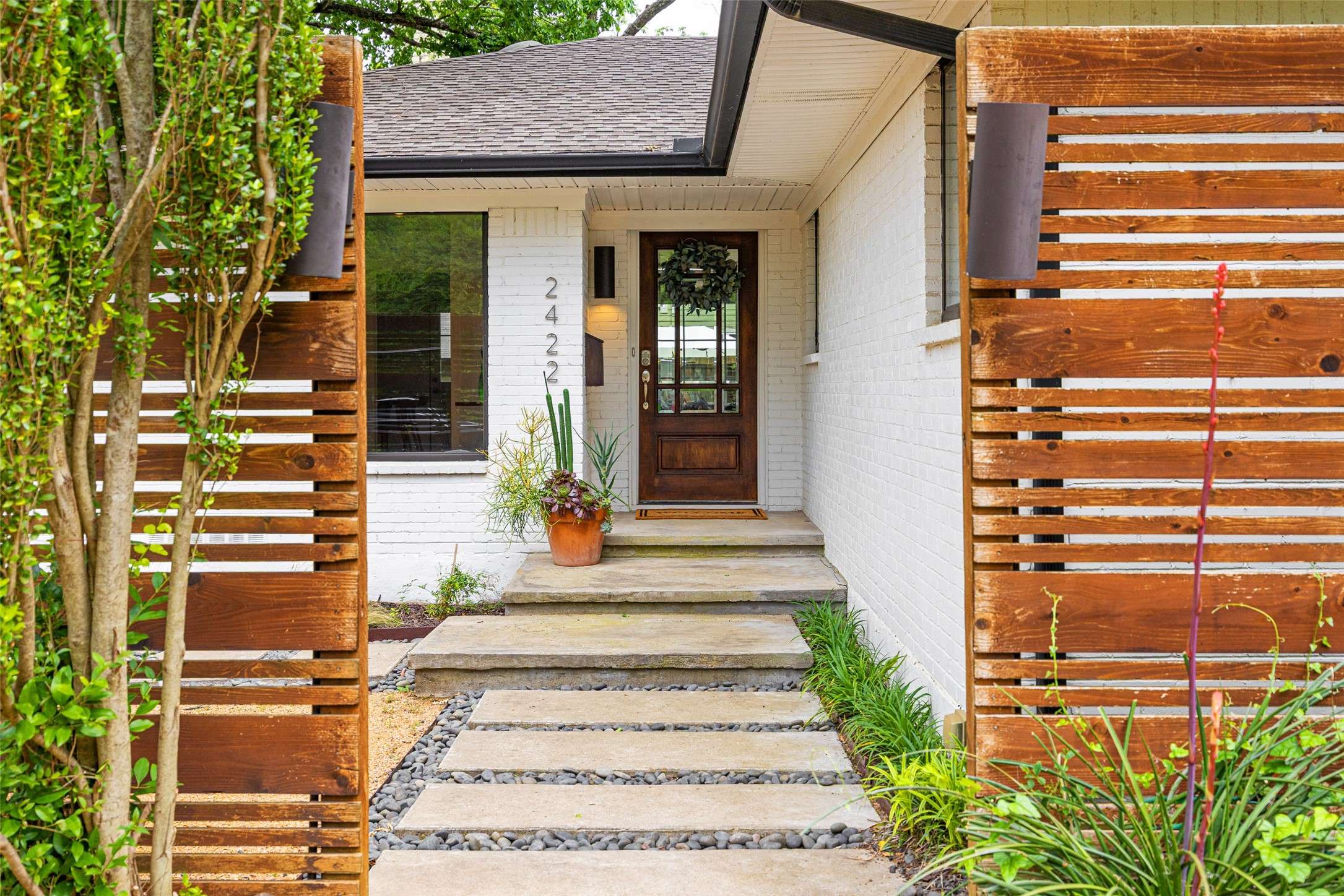 Dallas, TX 75214,2422 Loving AVE