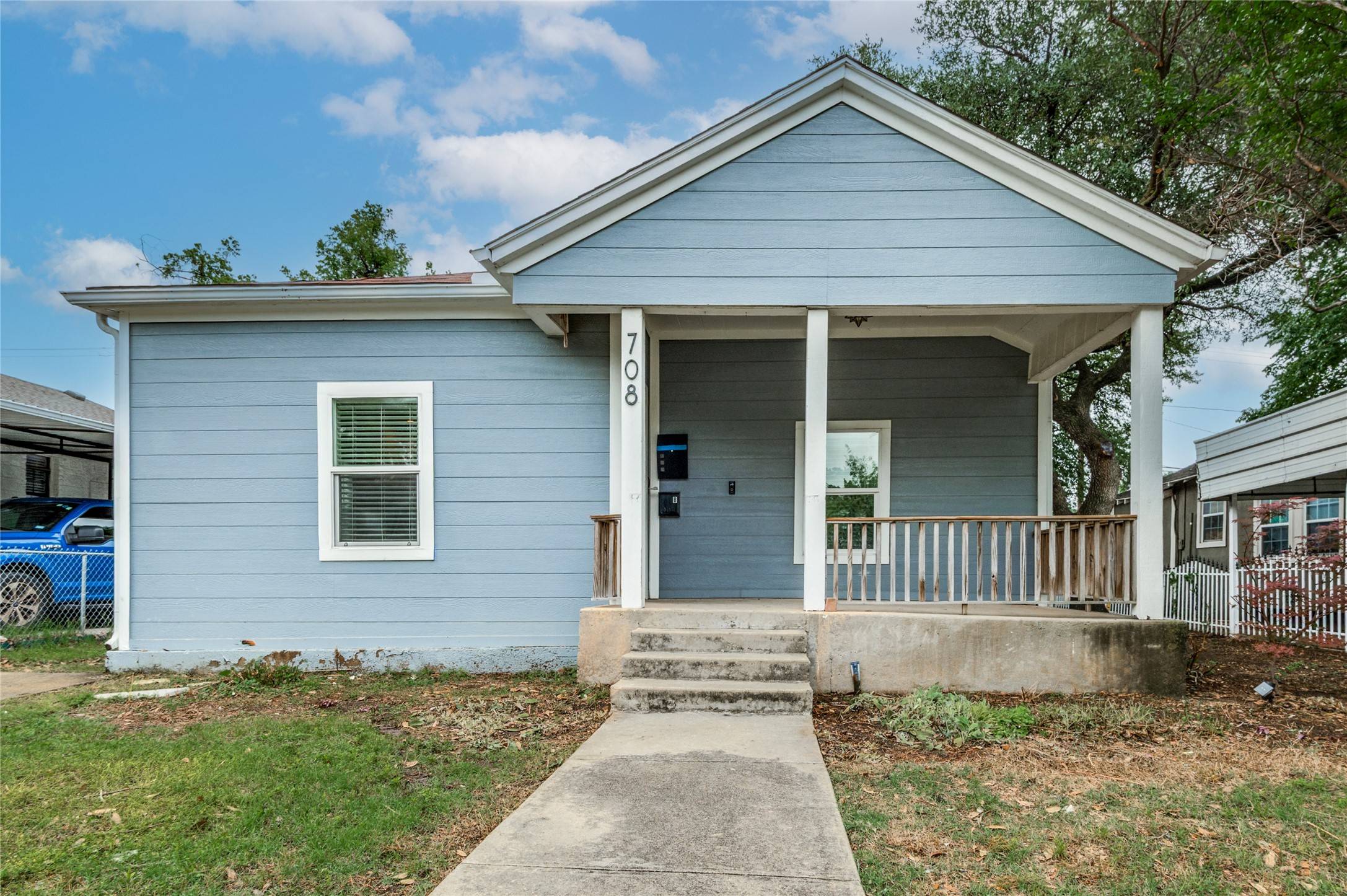 Dallas, TX 75208,708 S Willomet AVE