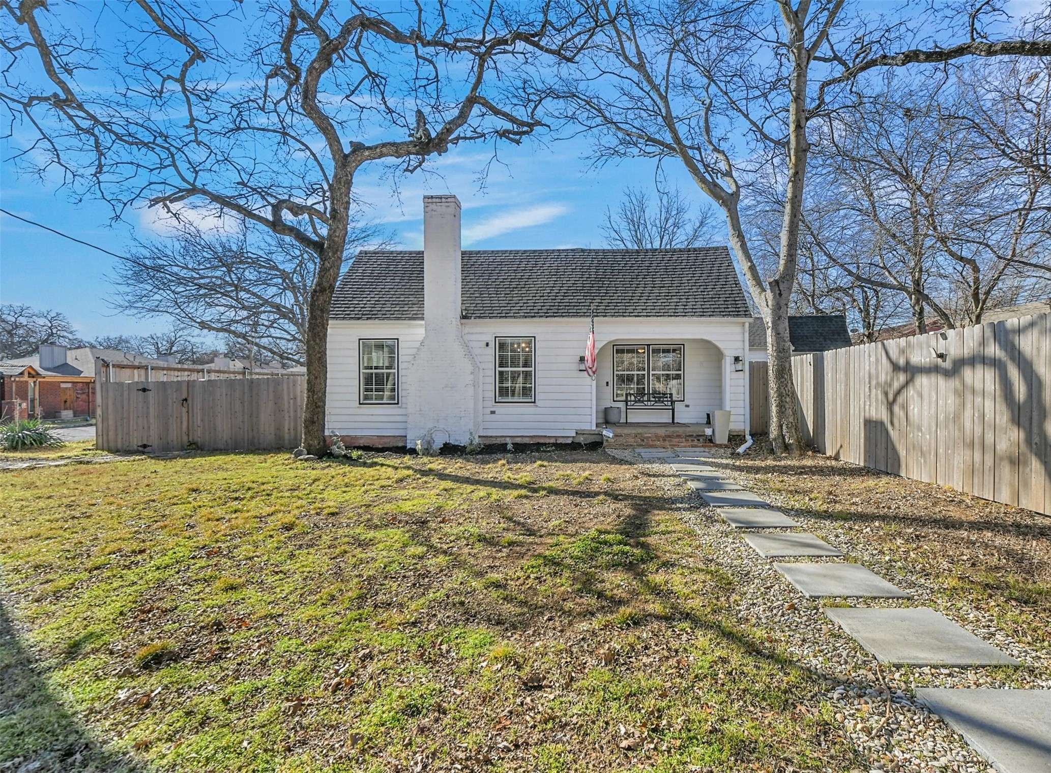 Arlington, TX 76016,5720 W Arkansas LN