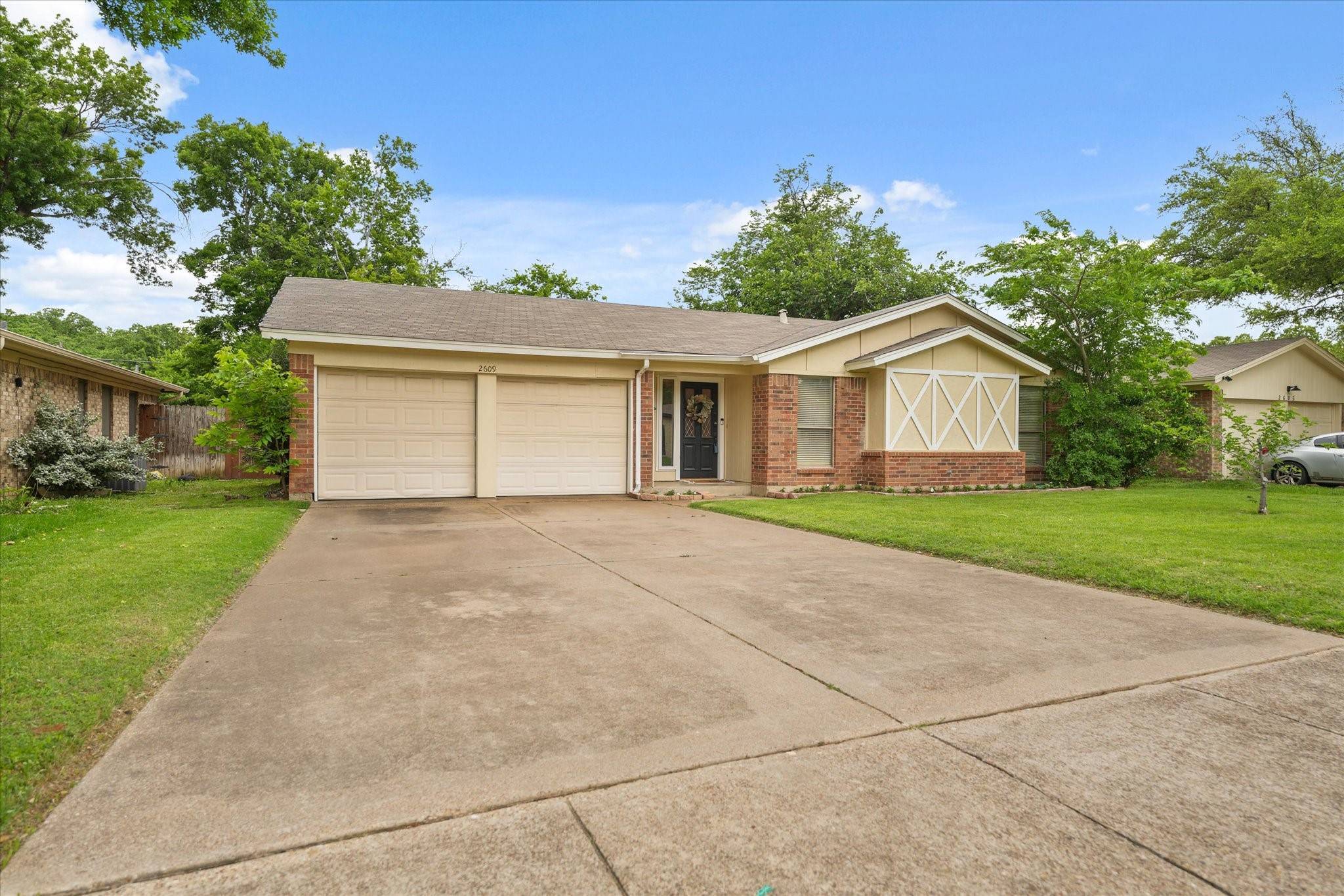 Irving, TX 75060,2609 Quail VLY