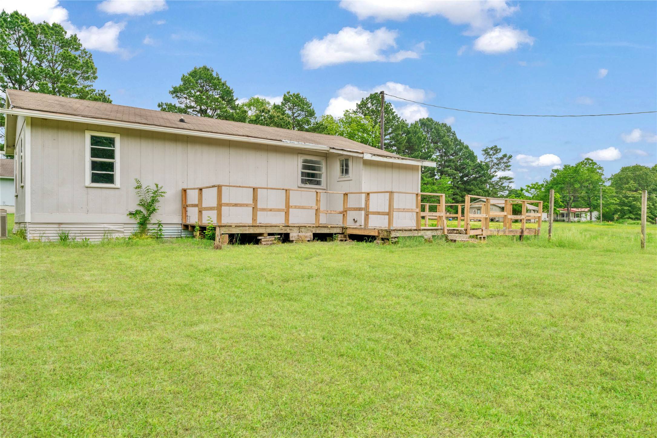 Powderly, TX 75473,71 PR 45035